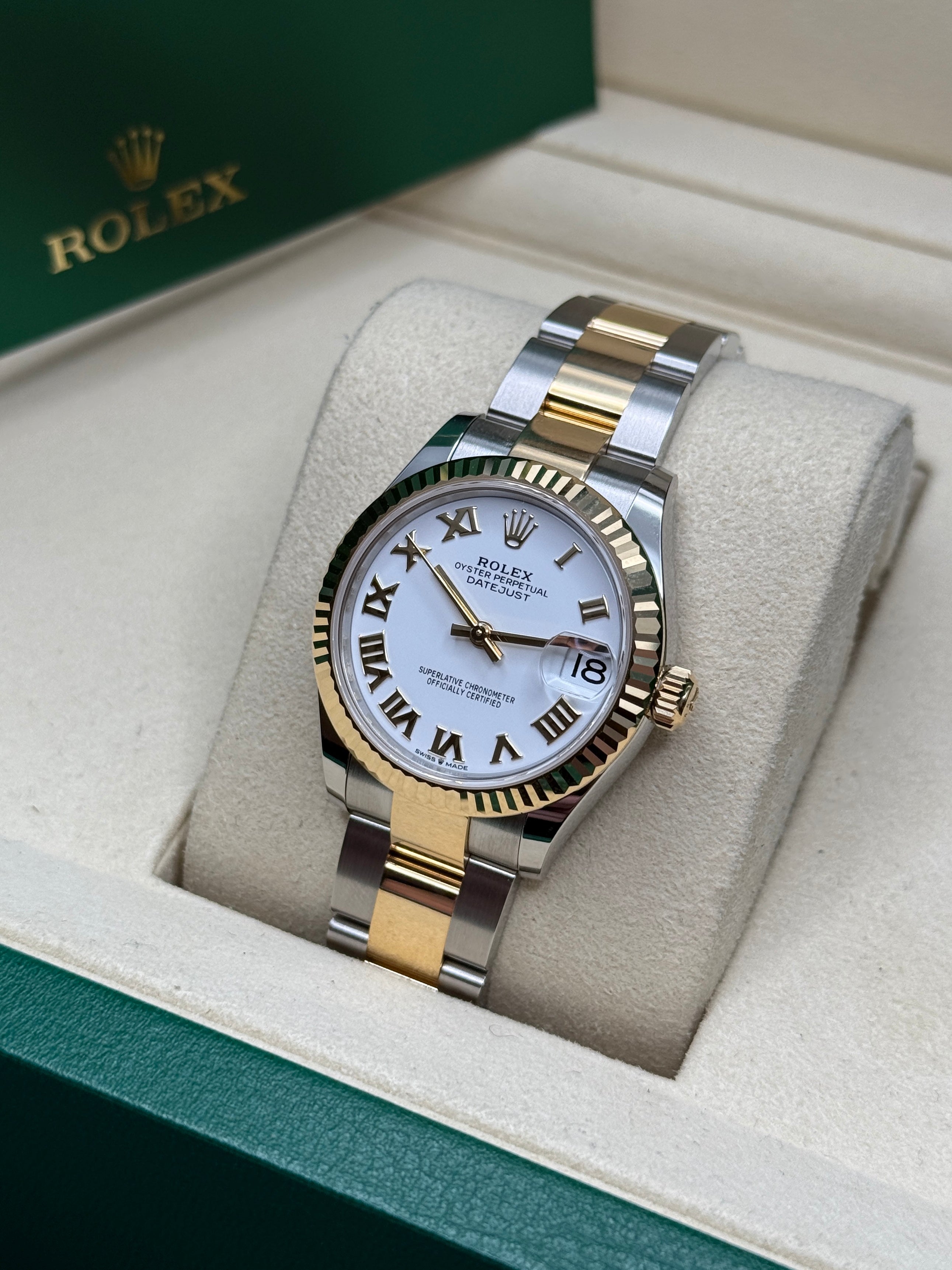 Datejust 31 Yellow Gold Two-Tone White Roman Luxury Watch