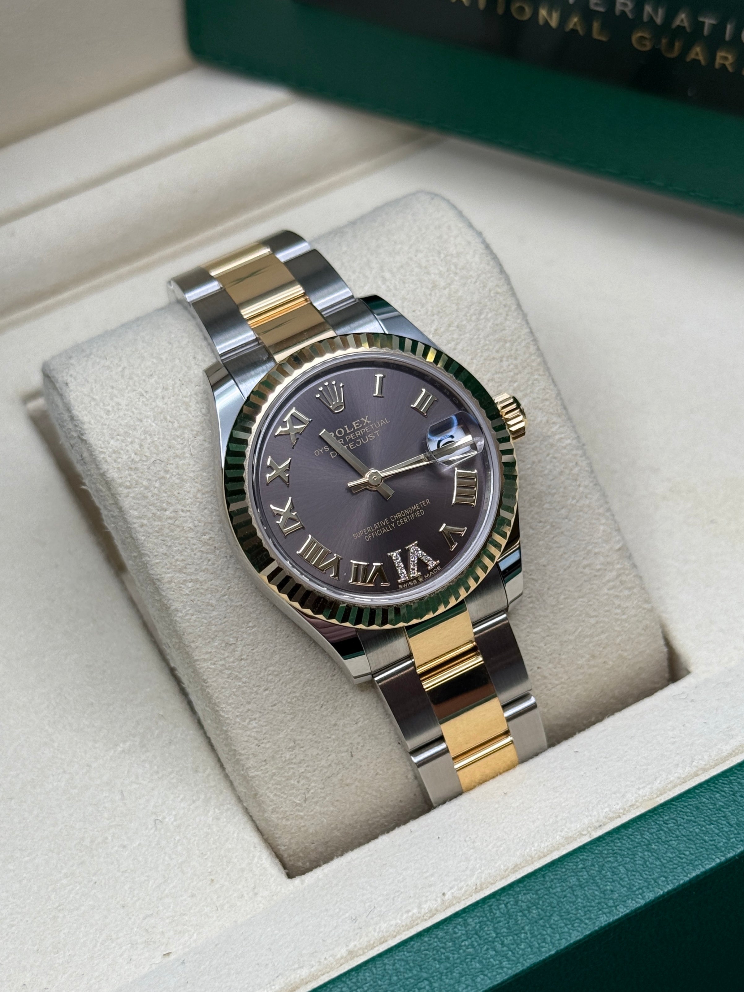 Datejust 31 Yellow Gold Two-Tone Dark Grey Roman Diamond Luxury Watch