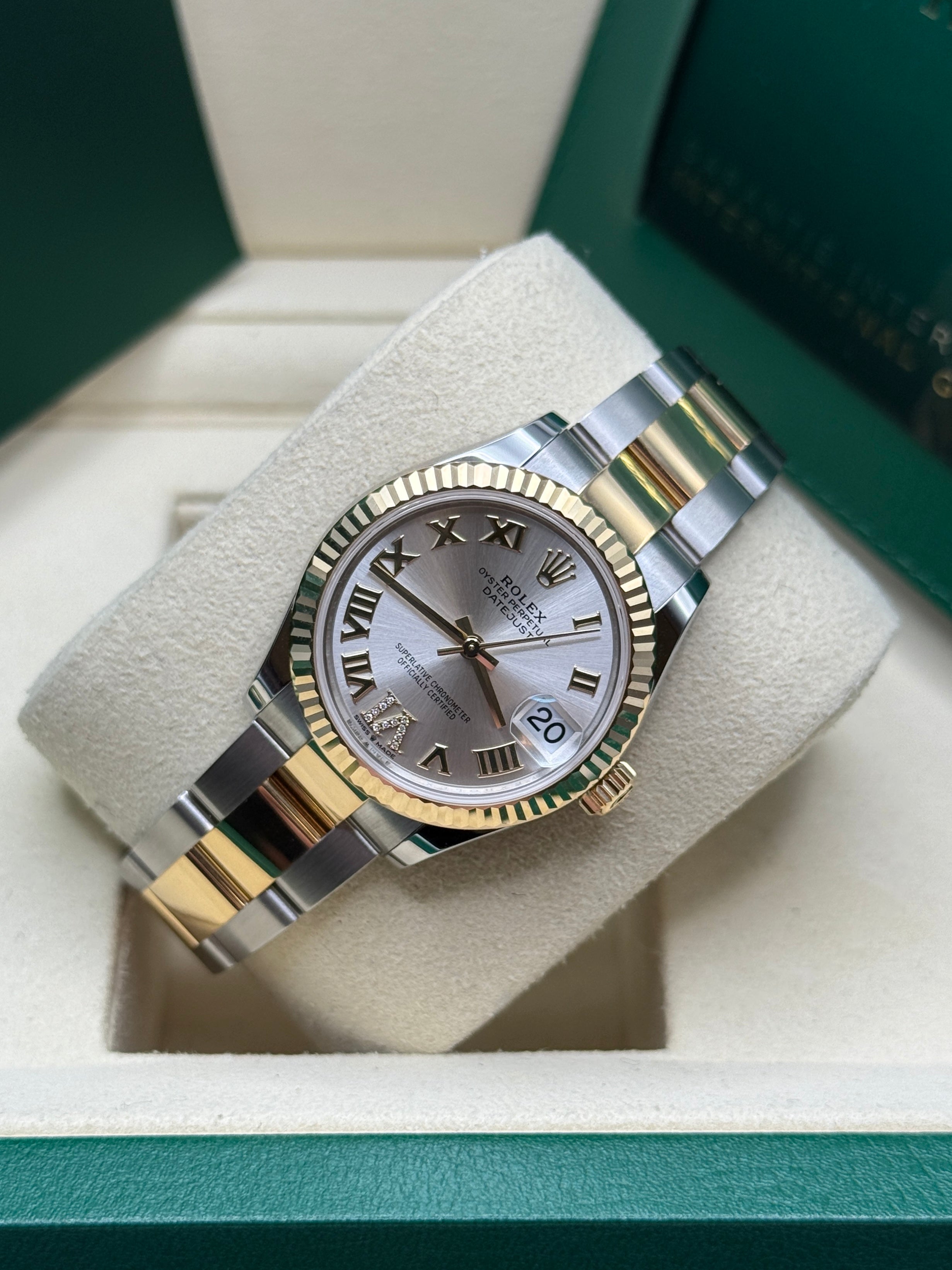 Datejust 31 Yellow Gold Two-Tone Silver Roman Diamond Luxury Watch