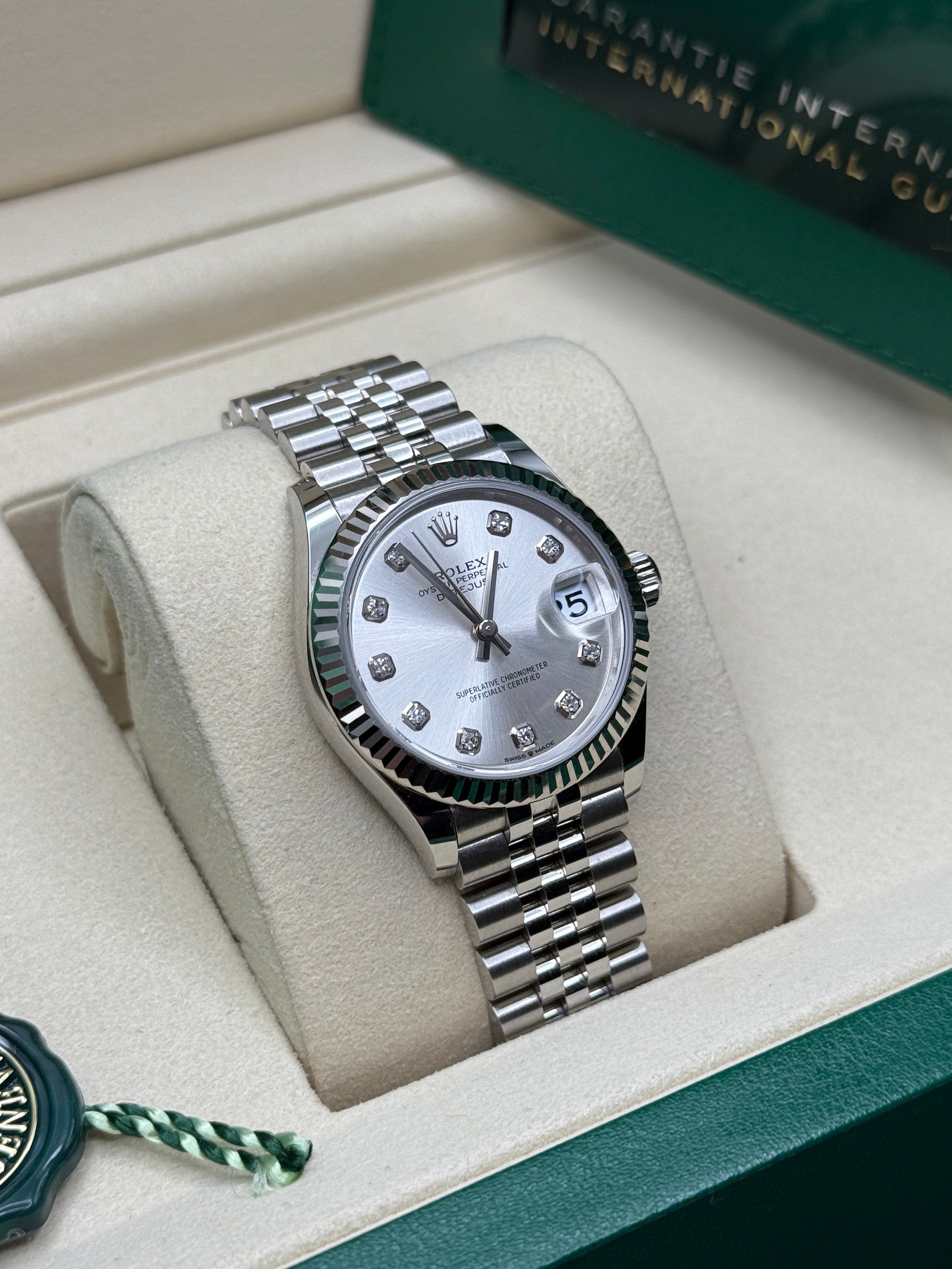 Datejust 31 Silver Diamond Luxury Watch