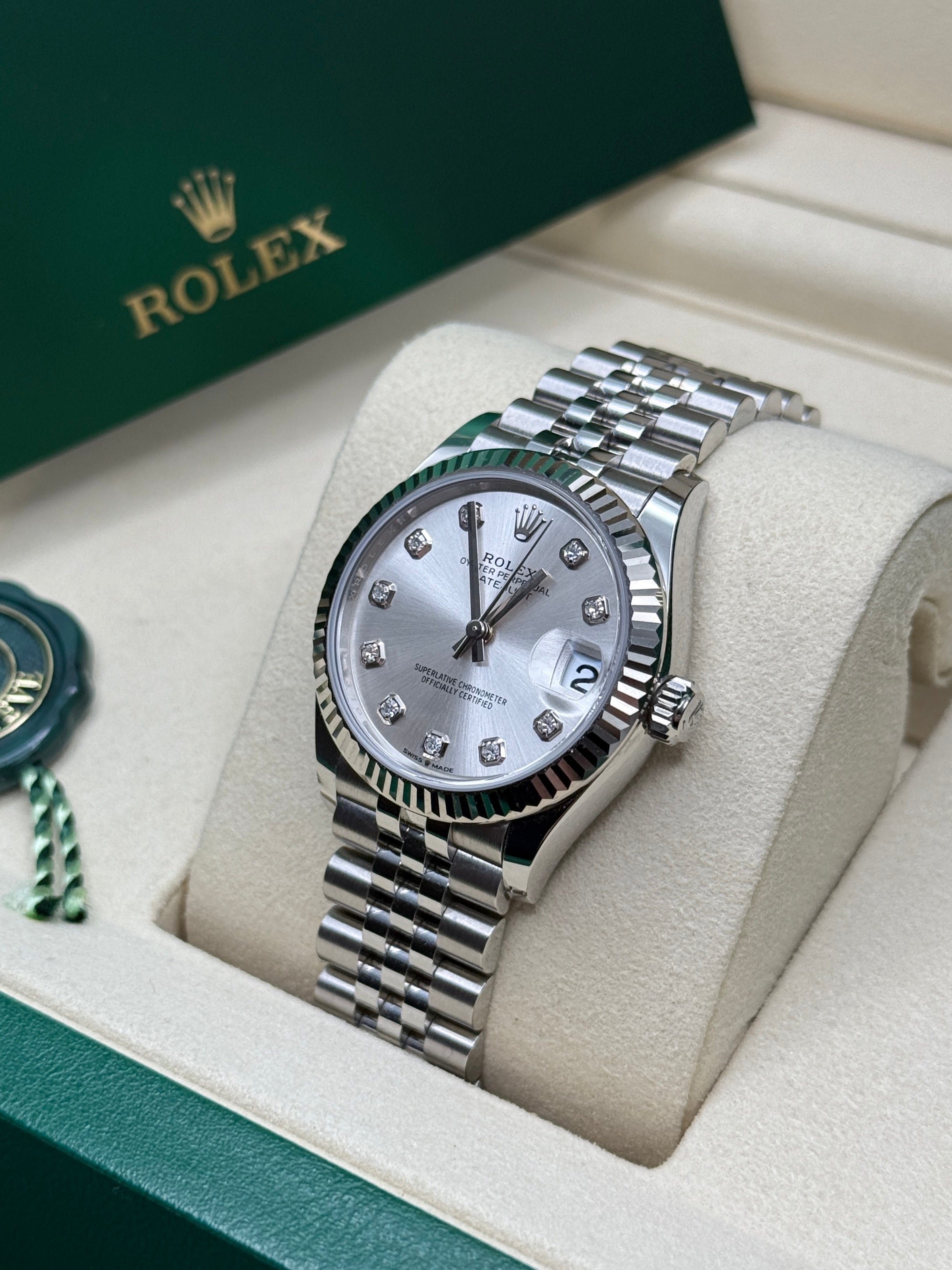 Datejust 31 Silver Diamond Luxury Watch