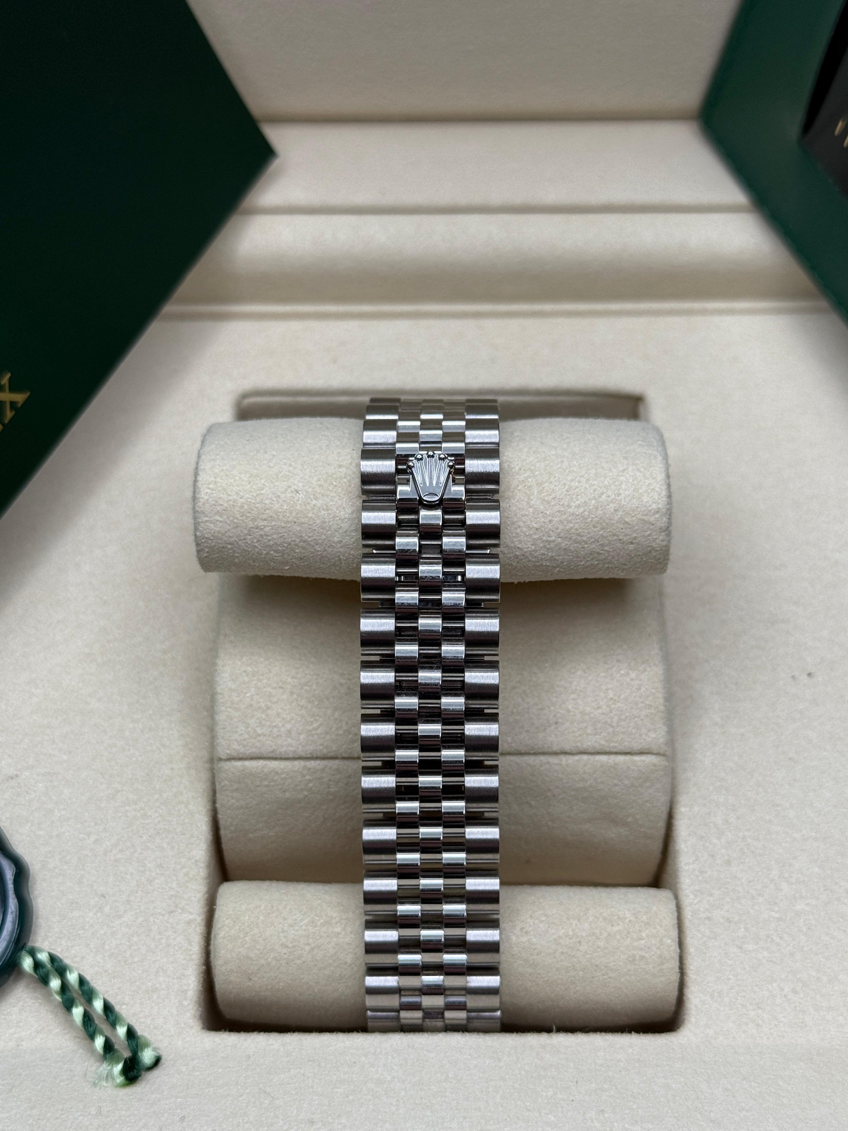 Datejust 31 Silver Diamond Luxury Watch