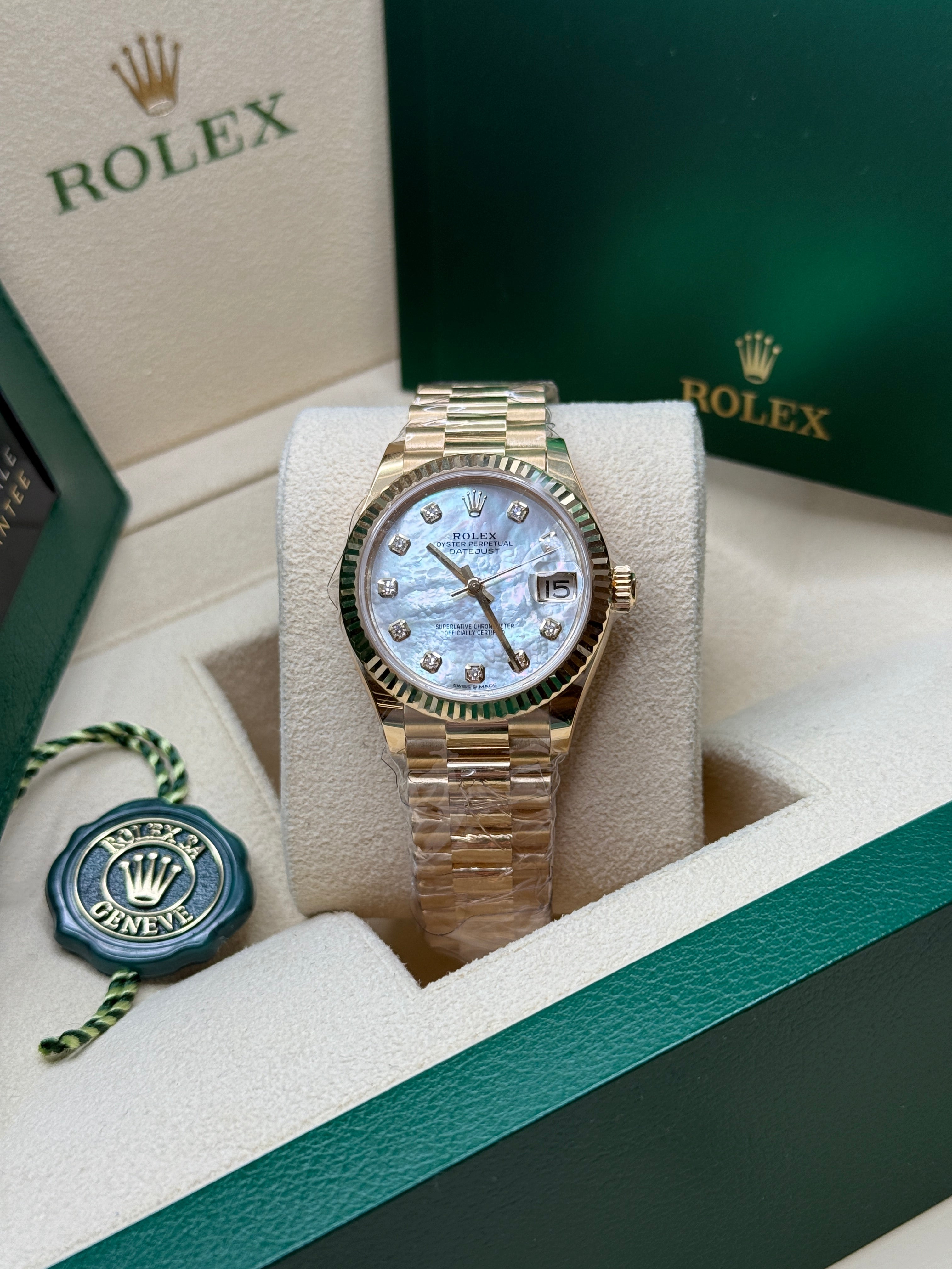 Datejust 31 Yellow Gold Mother of Pearl Diamond Luxury Watch