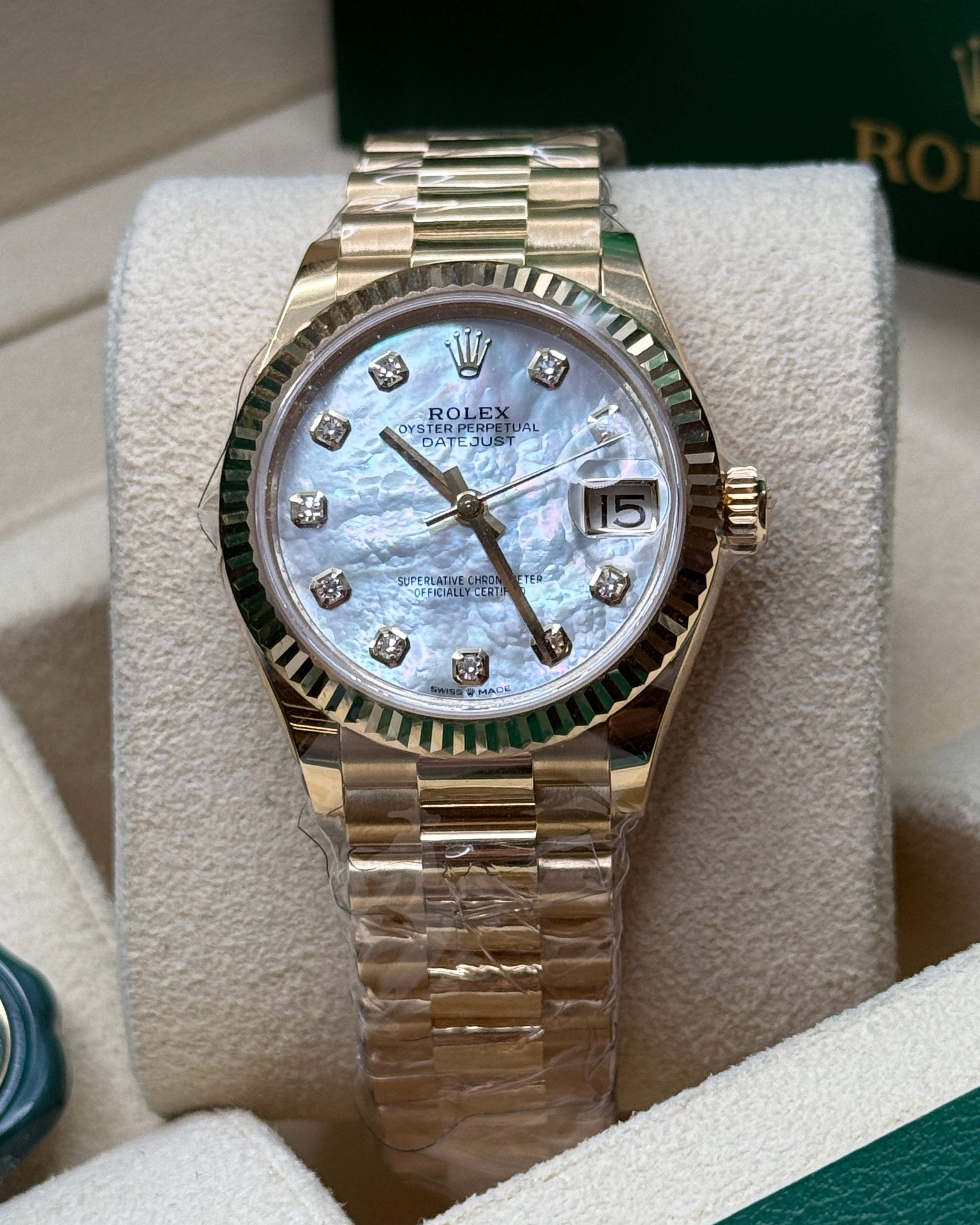 Datejust 31 Yellow Gold Mother of Pearl Diamond Luxury Watch