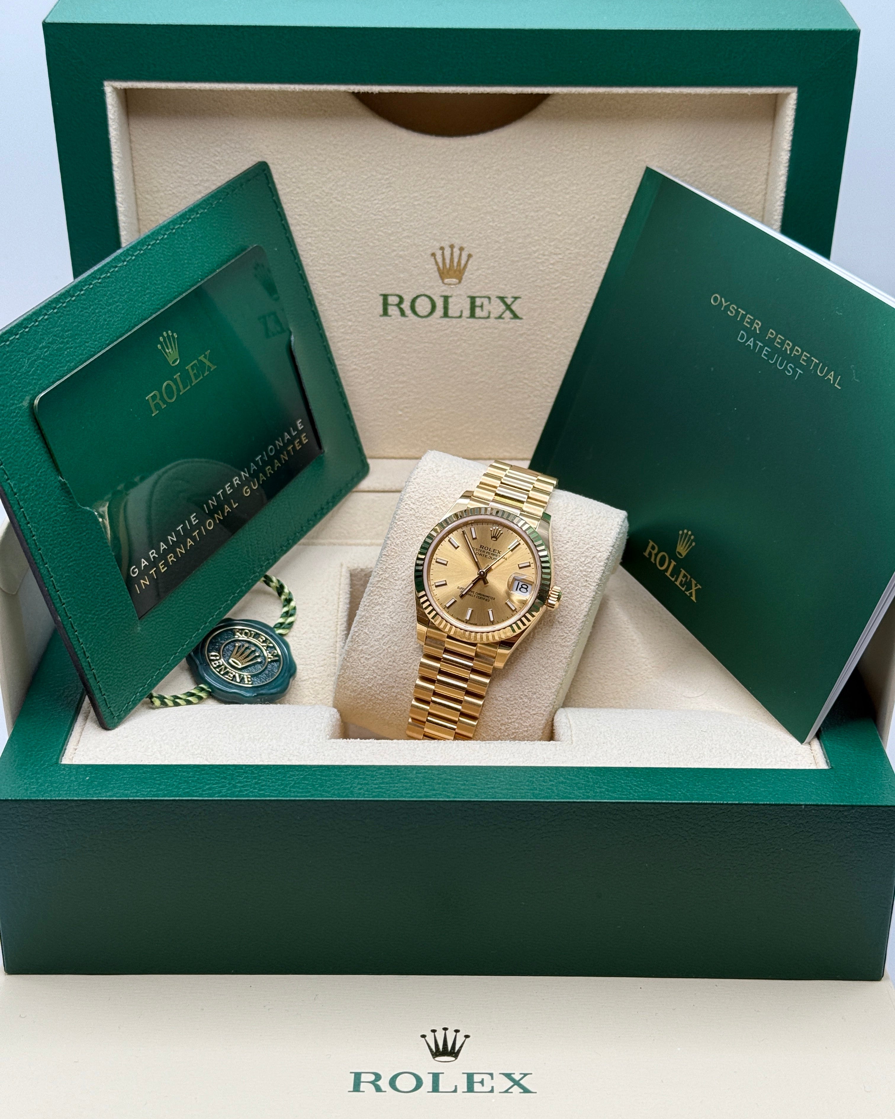 Datejust 31 Yellow Gold Champagne Index Luxury Watch