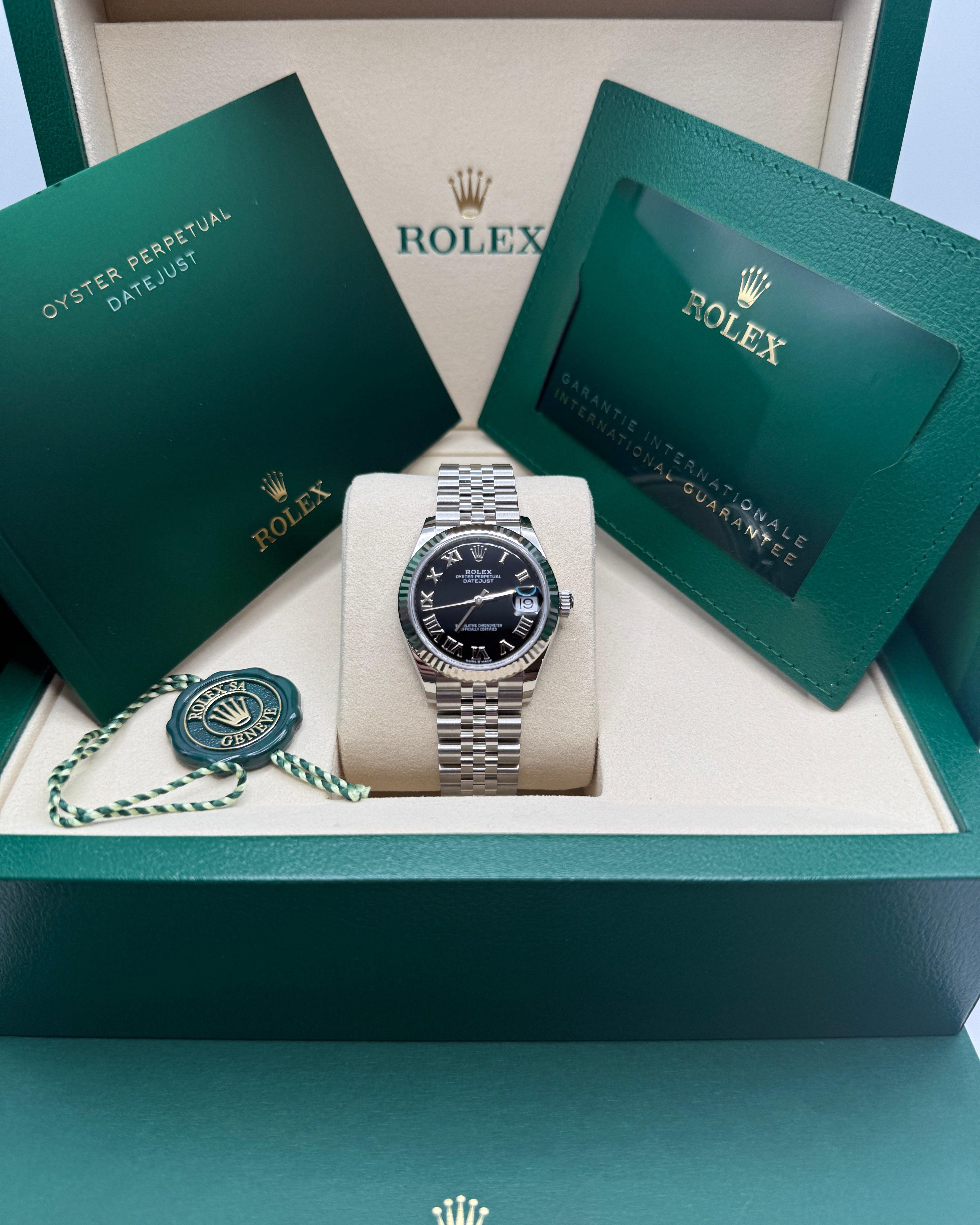 Datejust 31 Black Roman Luxury Watch