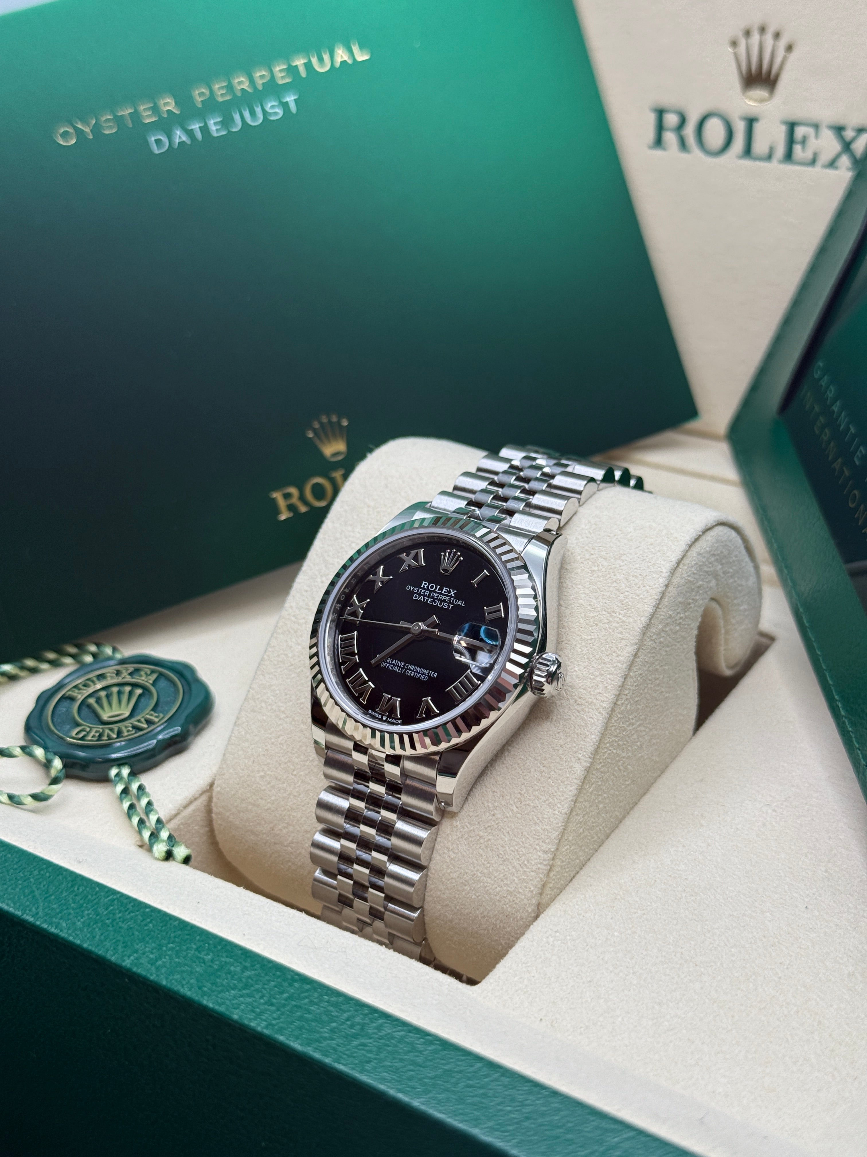 Datejust 31 Black Roman Luxury Watch