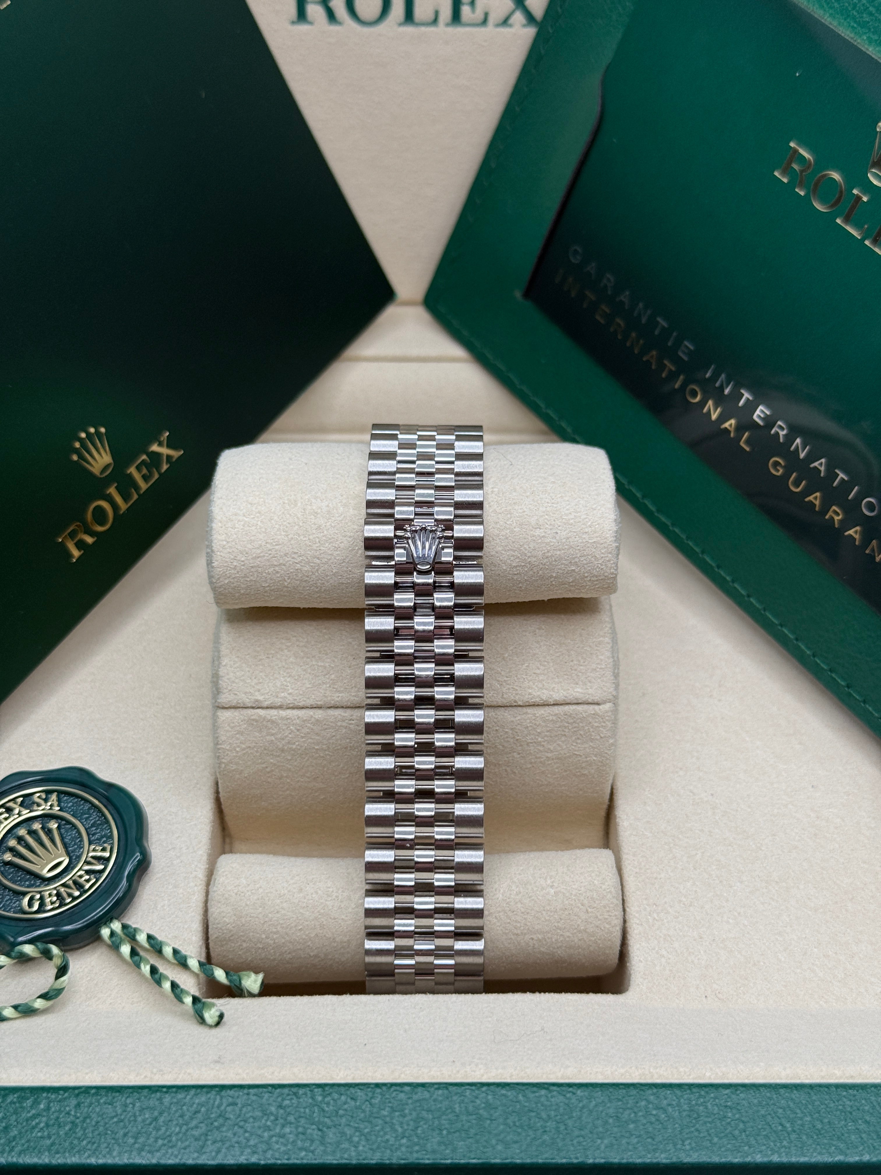 Datejust 31 Black Roman Luxury Watch