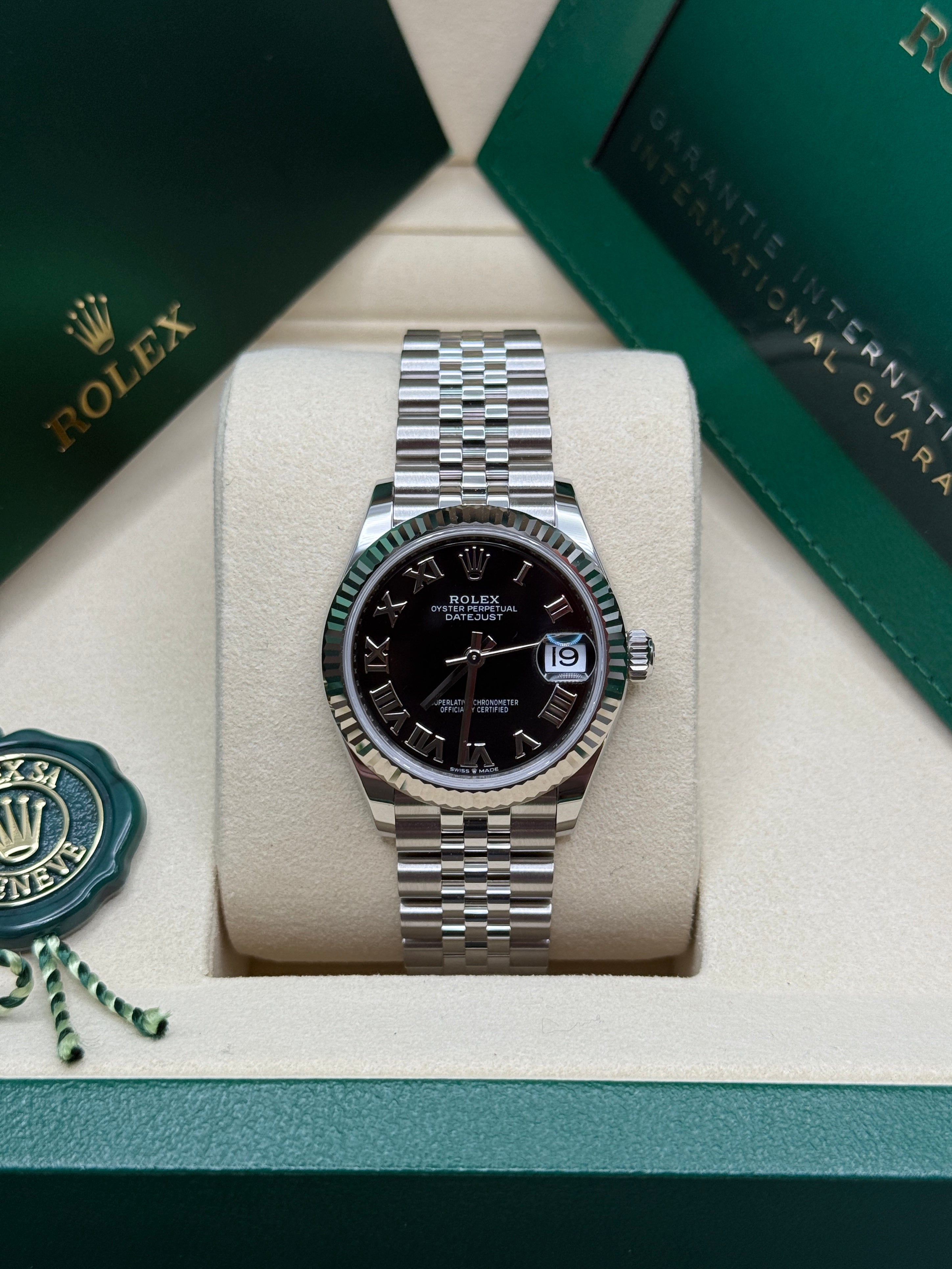 Datejust 31 Black Roman Luxury Watch