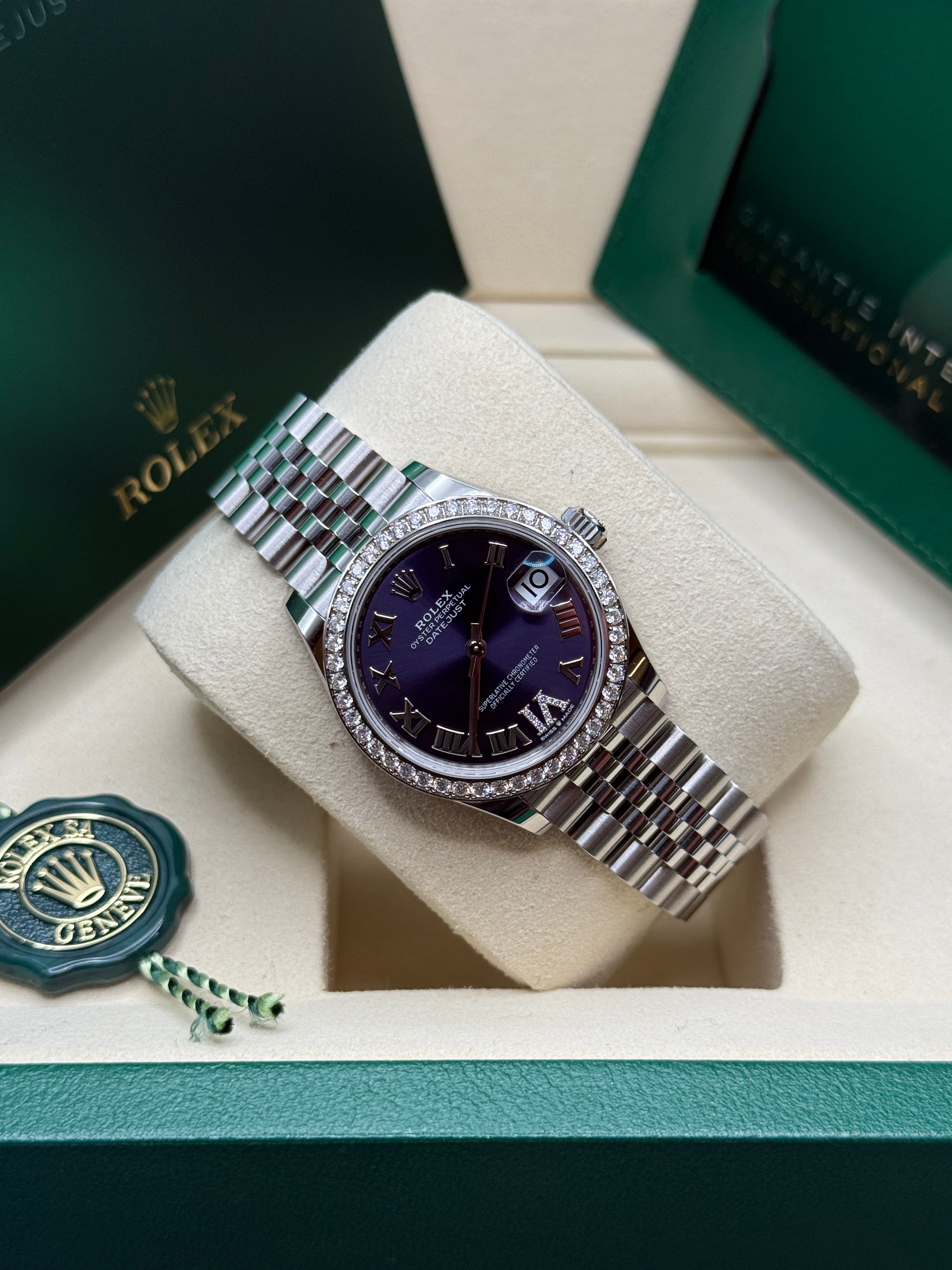Datejust 31 Aubergine Roman Diamond Luxury Watch
