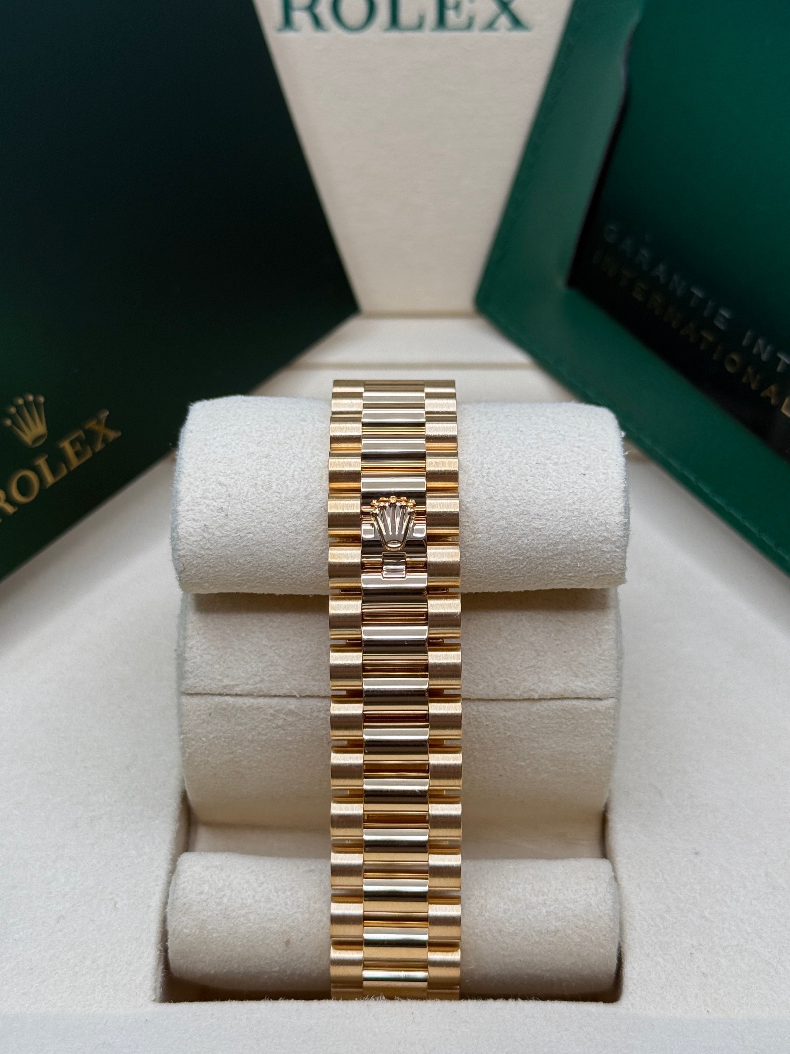 Datejust 31 Yellow Gold Olive Green Diamond Luxury Watch