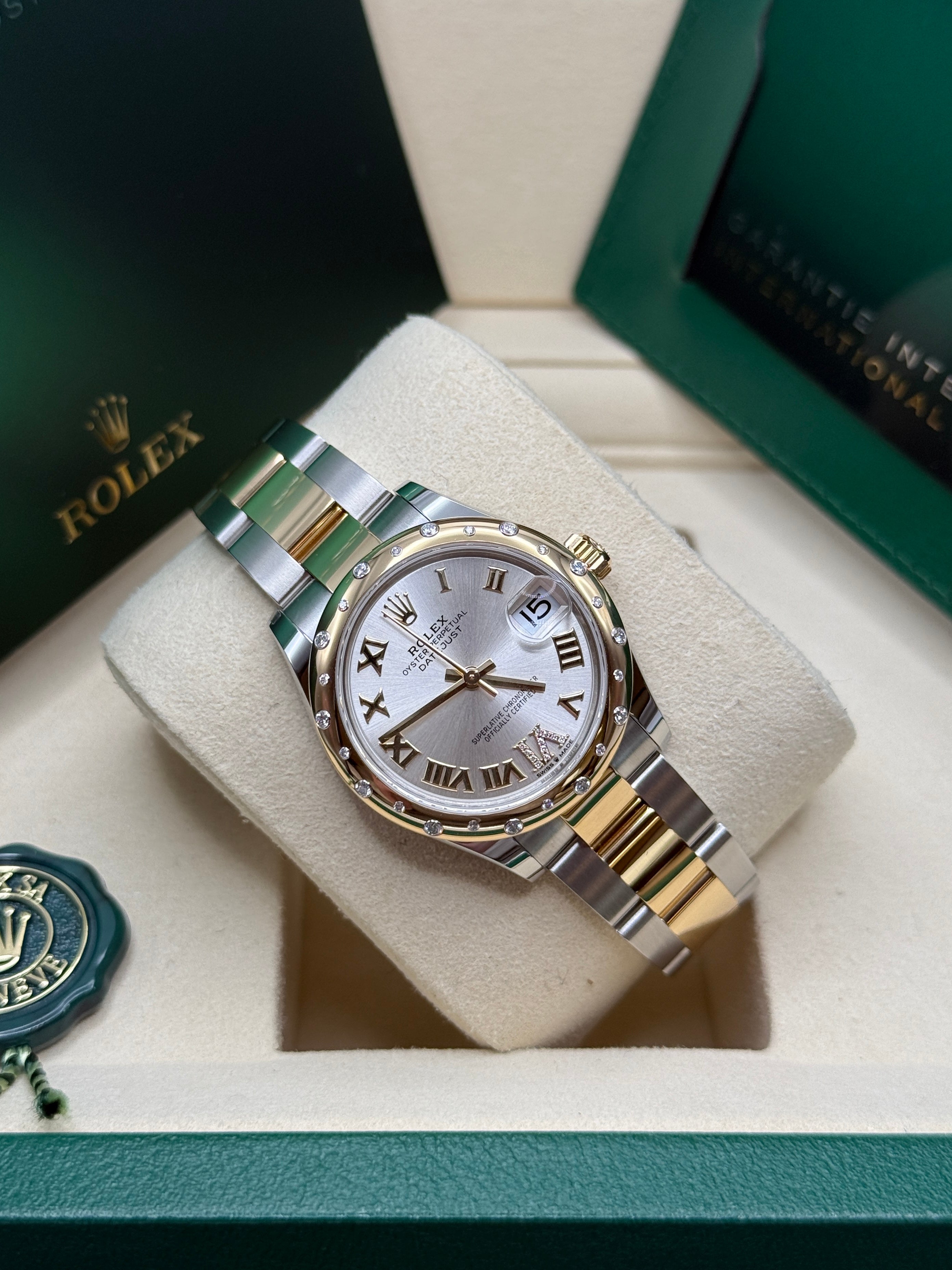 Datejust 31 Yellow Gold Two-Tone Silver Roman Diamond Luxury Watch