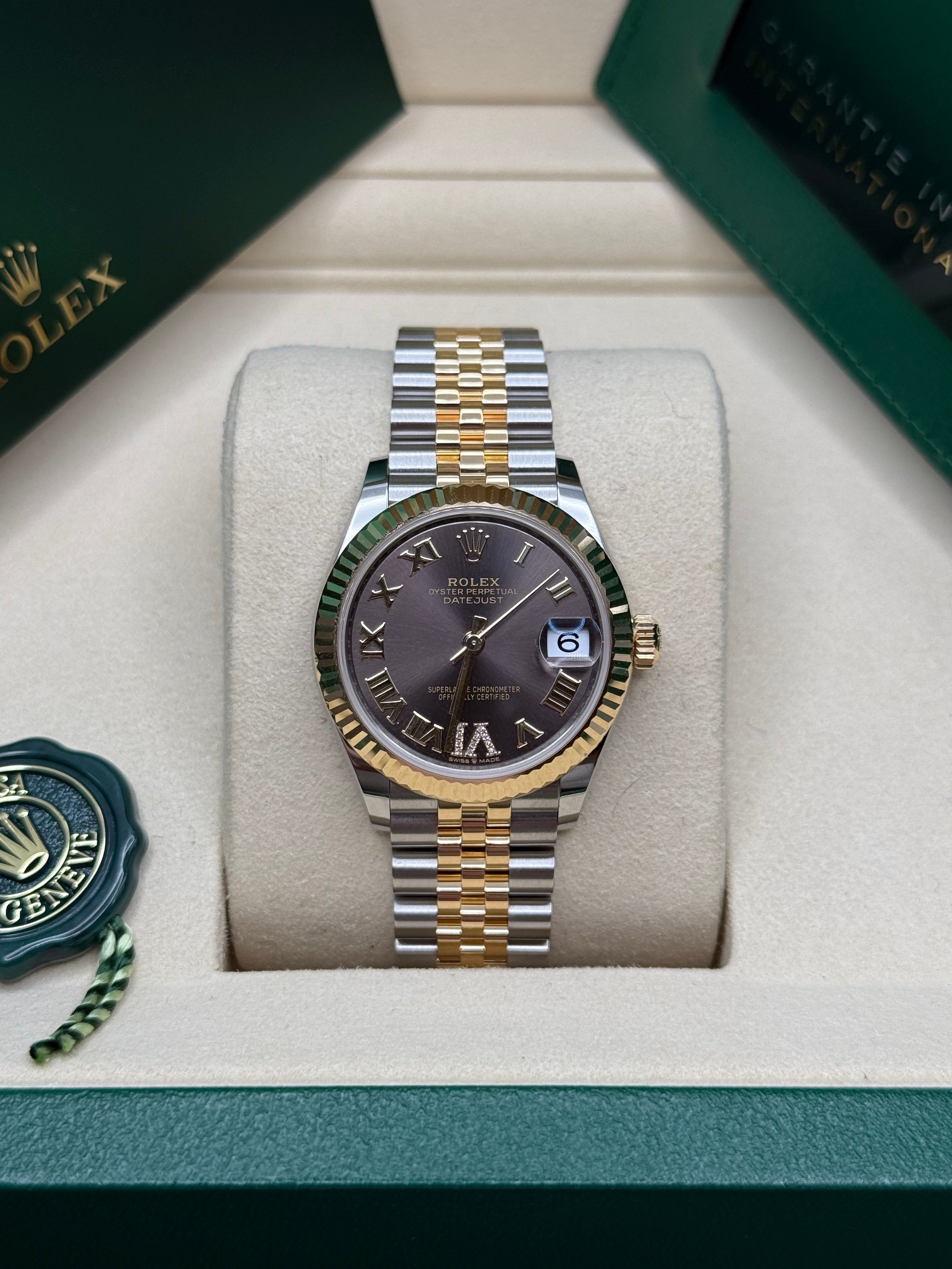 Datejust 31 Yellow Gold Two-Tone Dark Grey Roman Diamond Luxury Watch