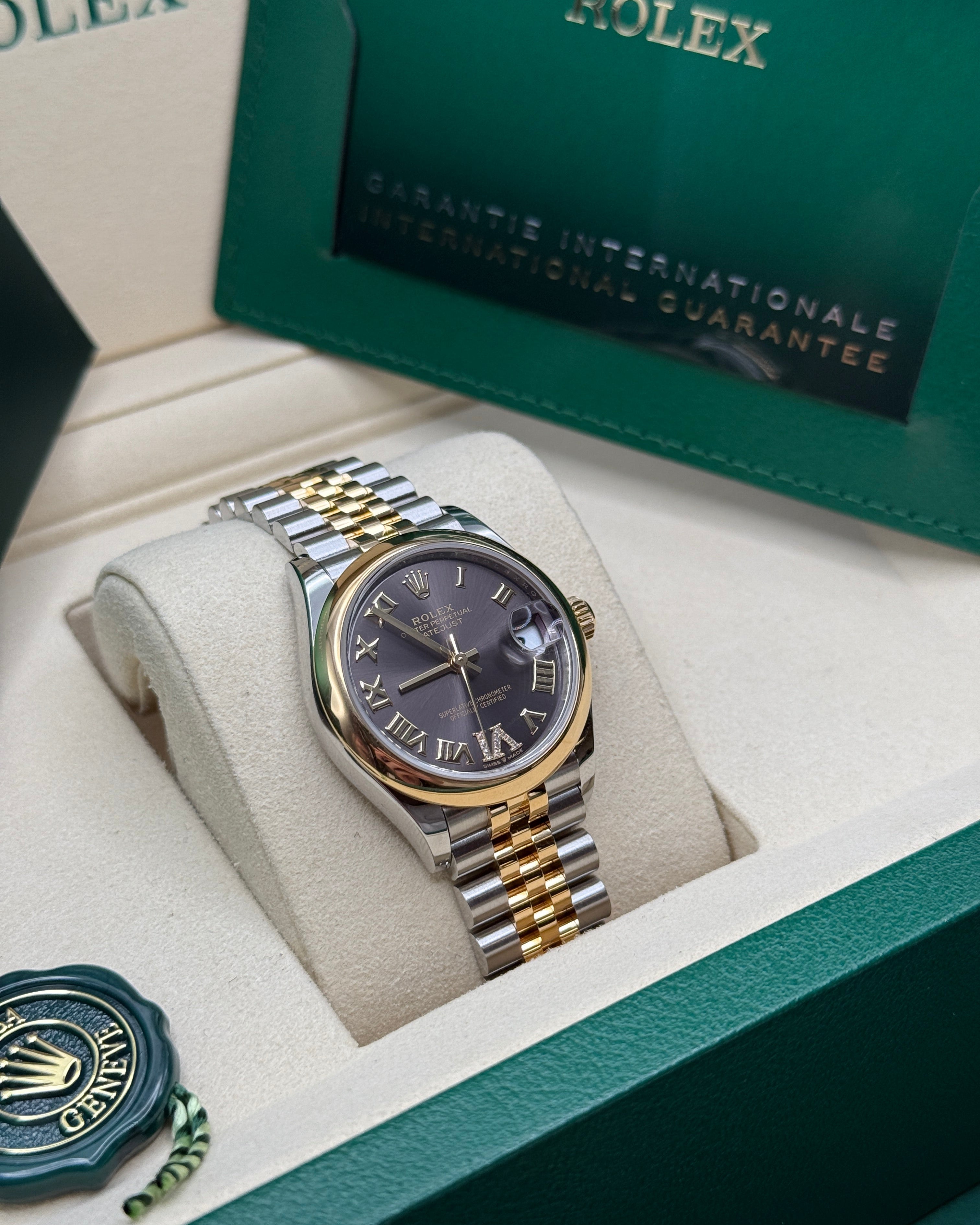 Datejust 31 Yellow Gold Two-Tone Black Dark Grey Roman Diamond Luxury Watch