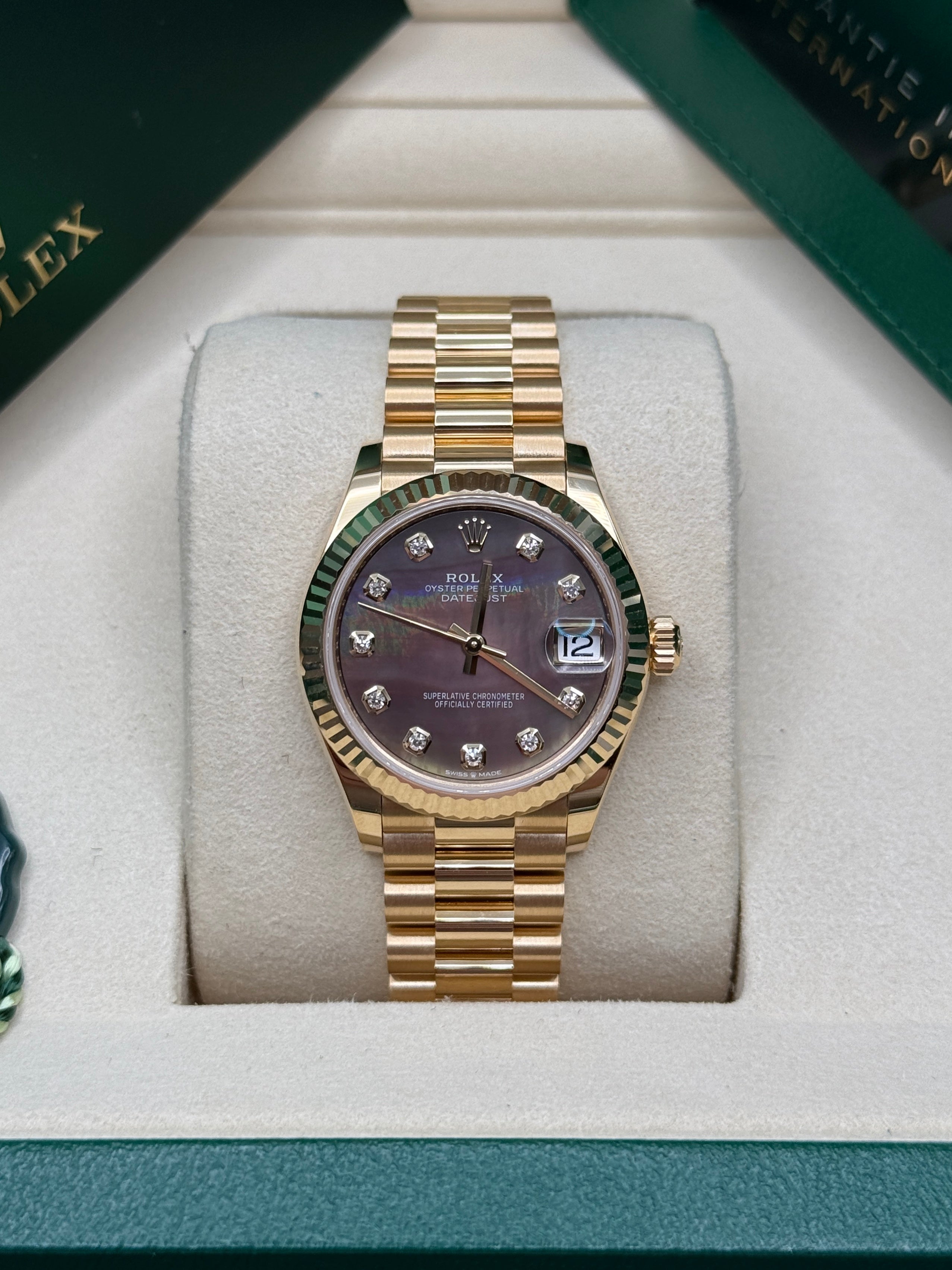 Datejust 31 Yellow Gold Black Mother of Pearl Diamond Luxury Watch