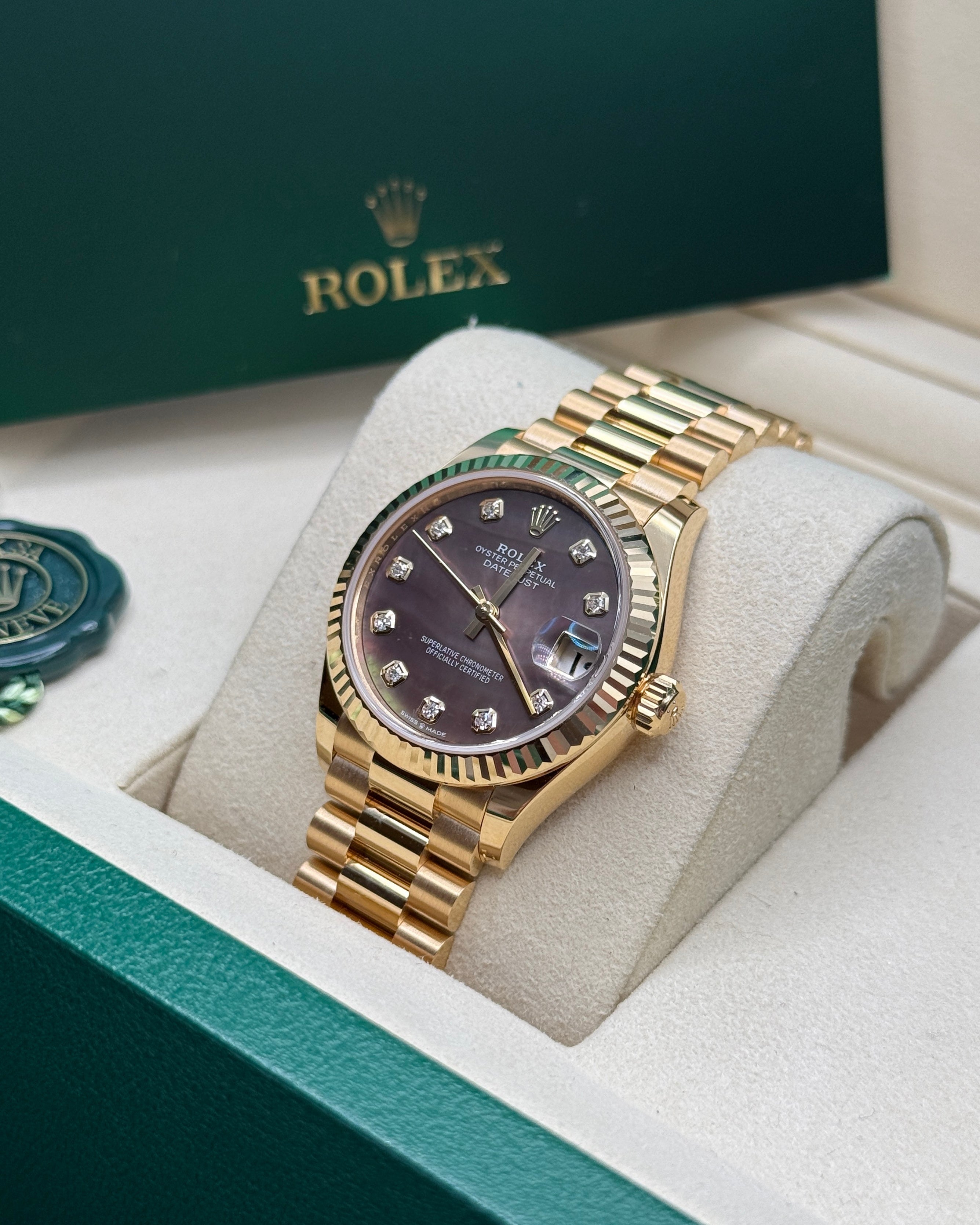 Datejust 31 Yellow Gold Black Mother of Pearl Diamond Luxury Watch