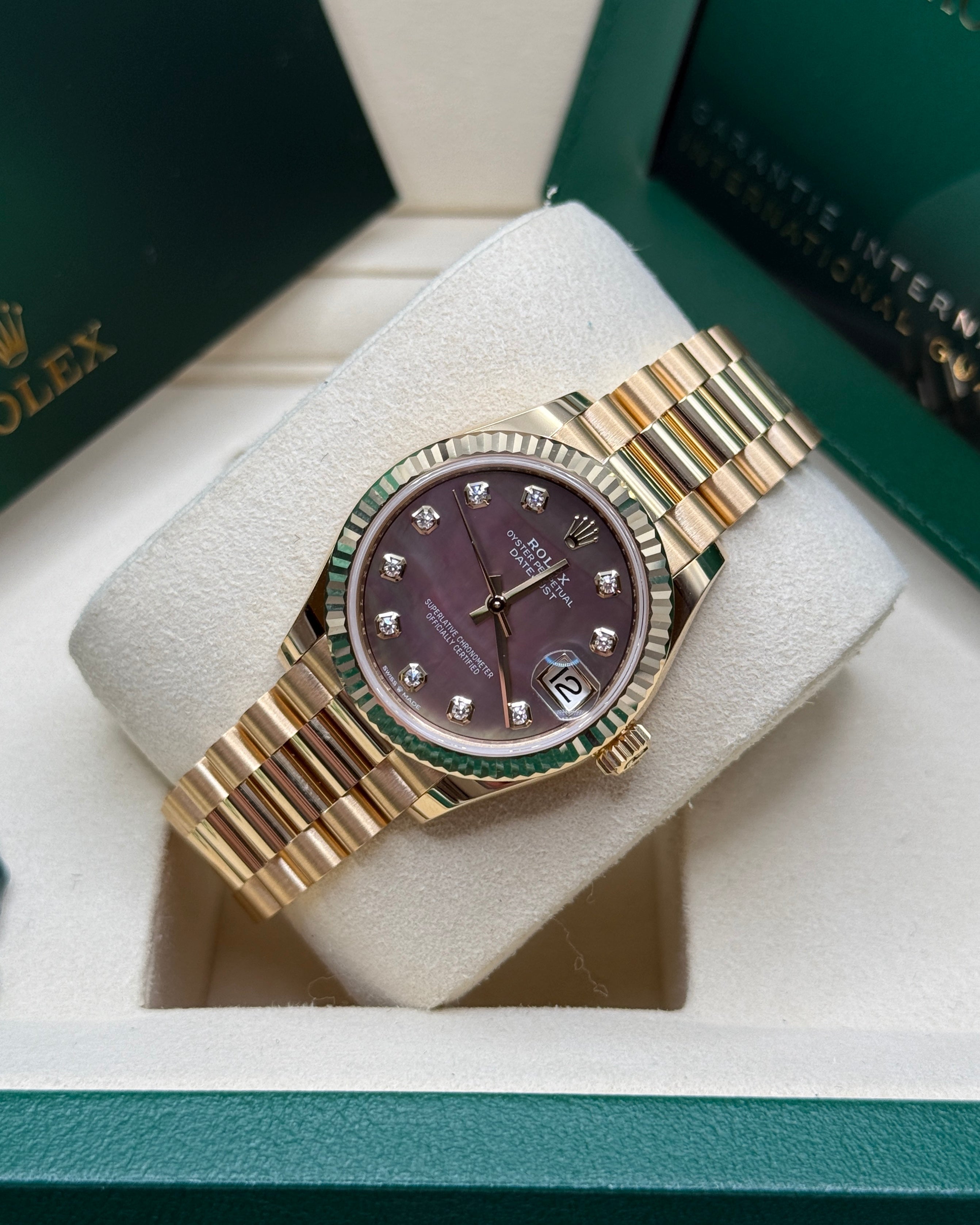 Datejust 31 Yellow Gold Black Mother of Pearl Diamond Luxury Watch