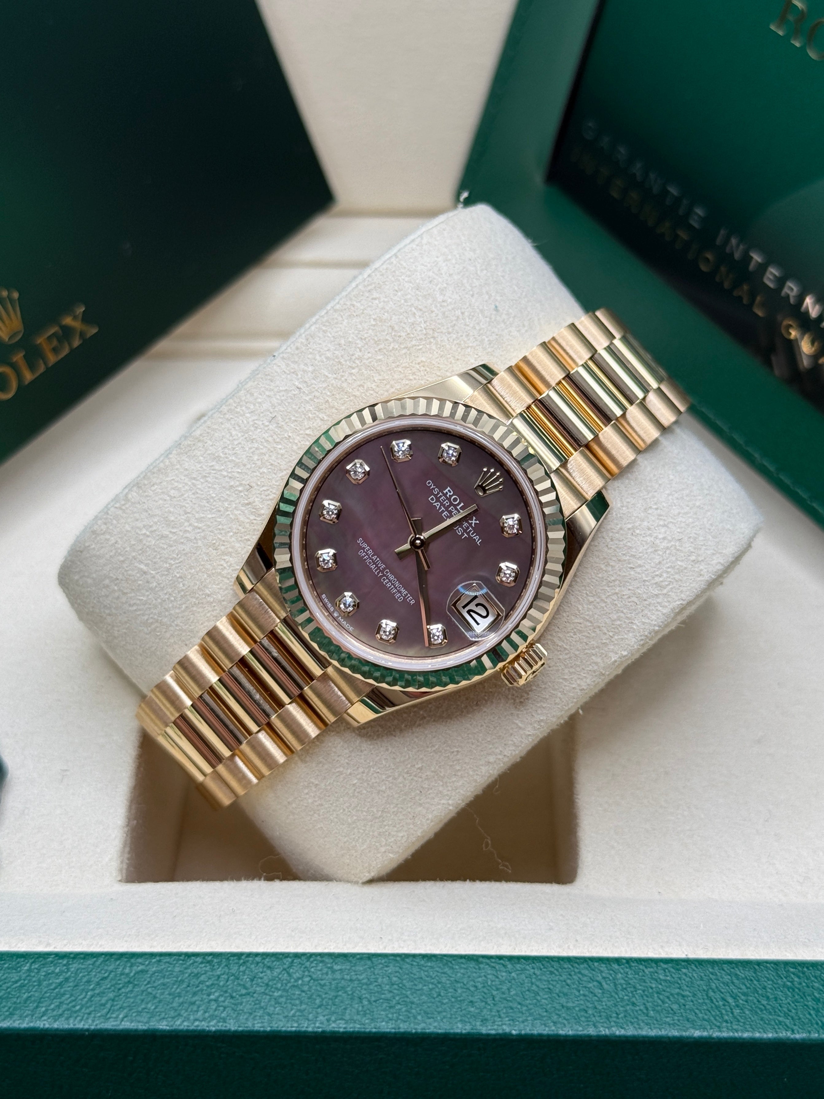 Datejust 31 Yellow Gold Black Mother of Pearl Diamond Luxury Watch