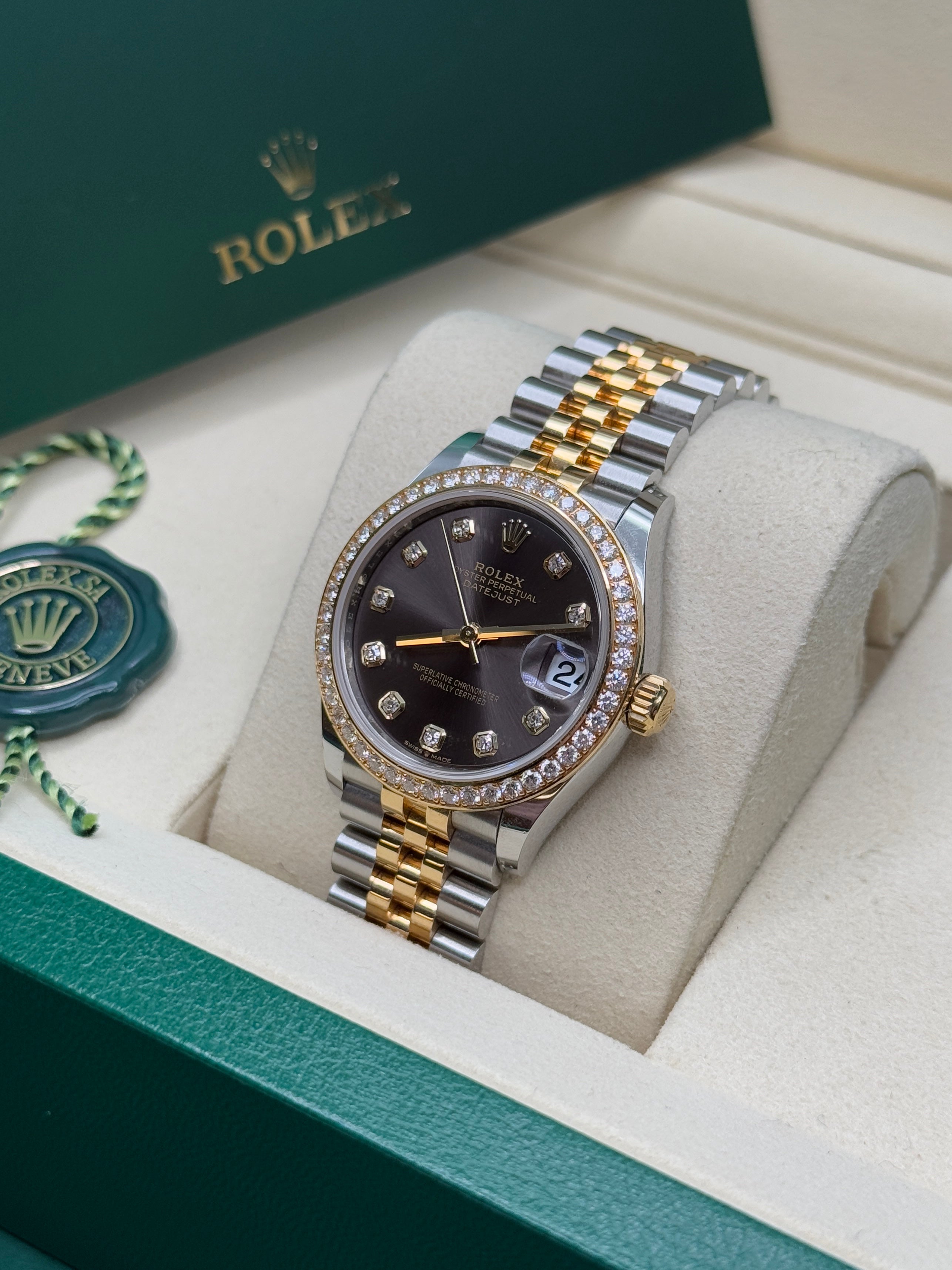 Datejust 31 Yellow Gold Two-Tone Dark Grey Diamond Luxury Watch