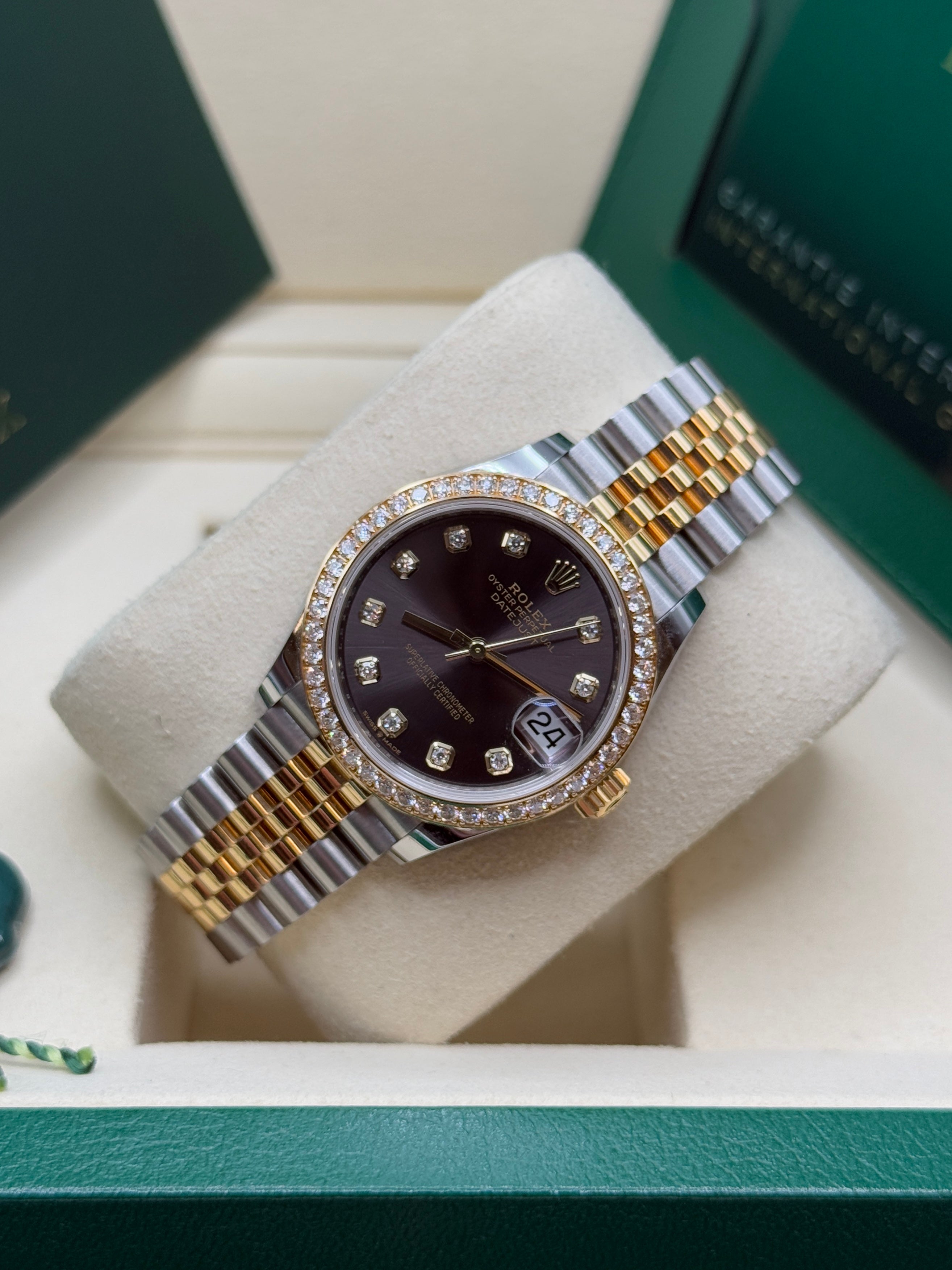 Datejust 31 Yellow Gold Two-Tone Dark Grey Diamond Luxury Watch