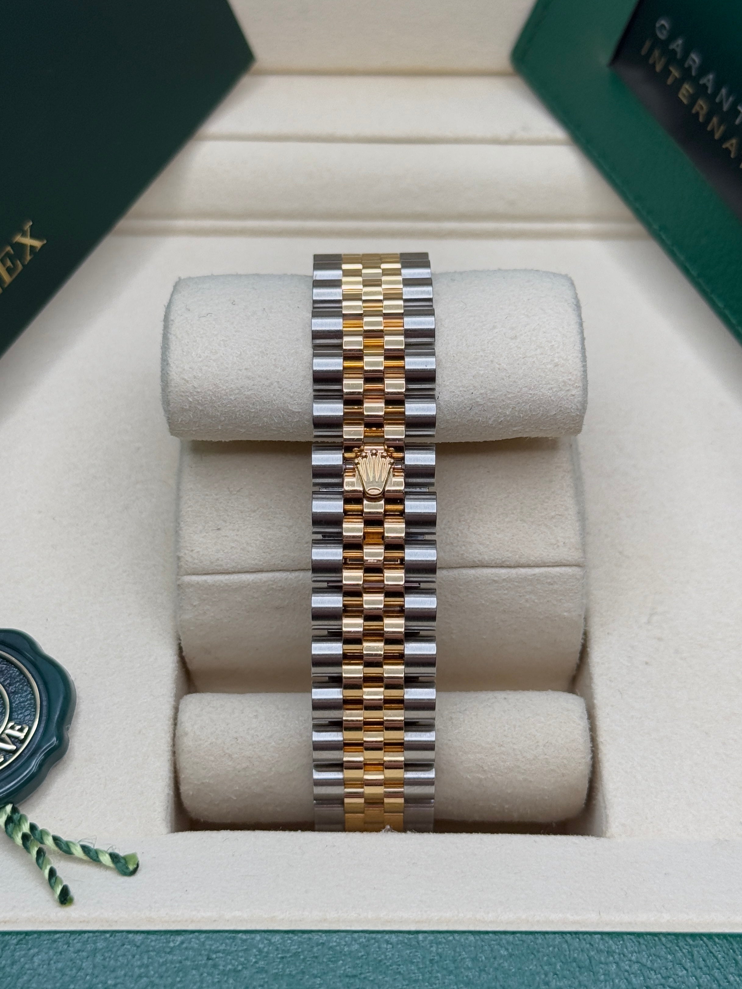 Datejust 31 Yellow Gold Two-Tone Dark Grey Diamond Luxury Watch