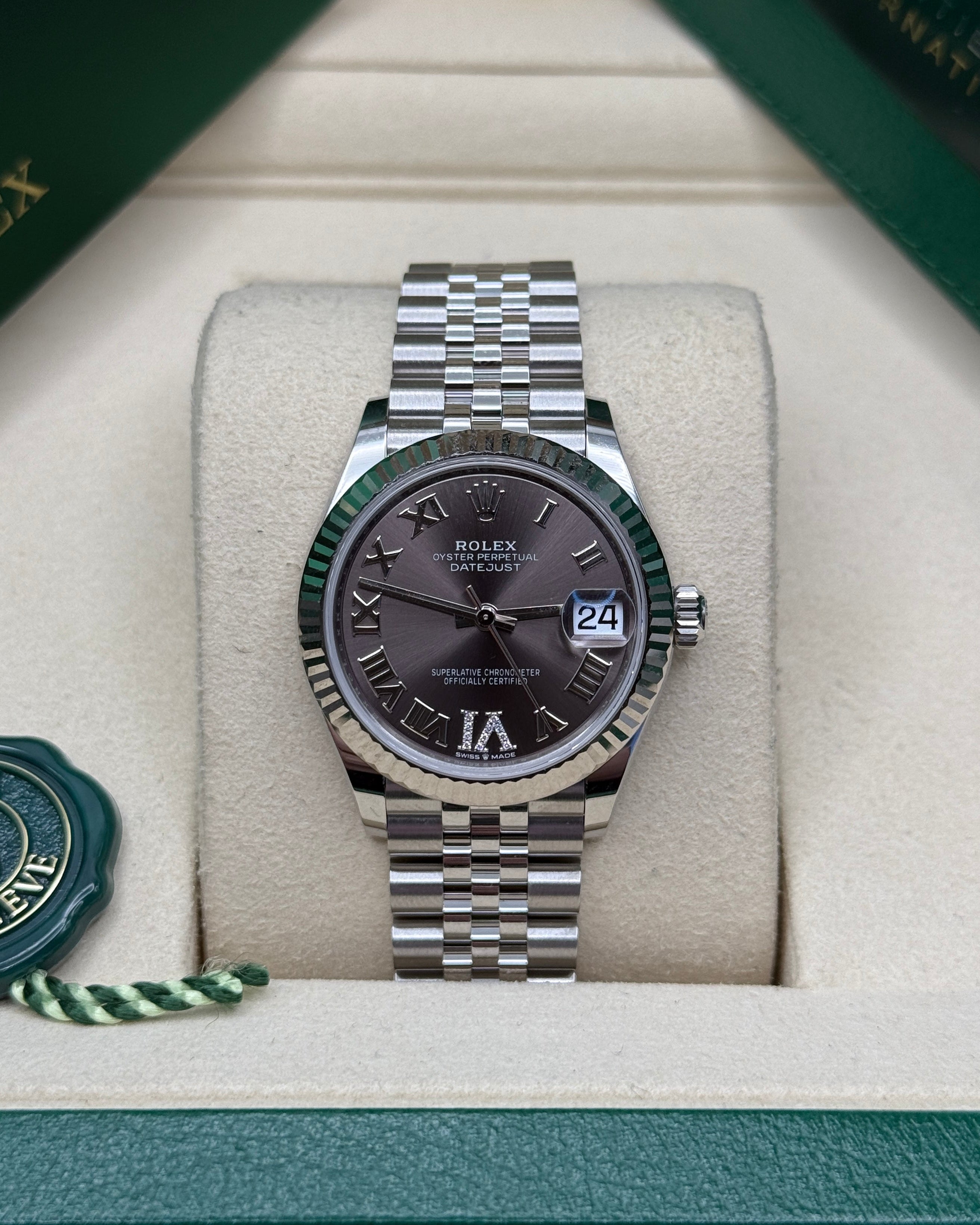 Datejust 31 Dark Grey Roman Diamond Luxury Watch