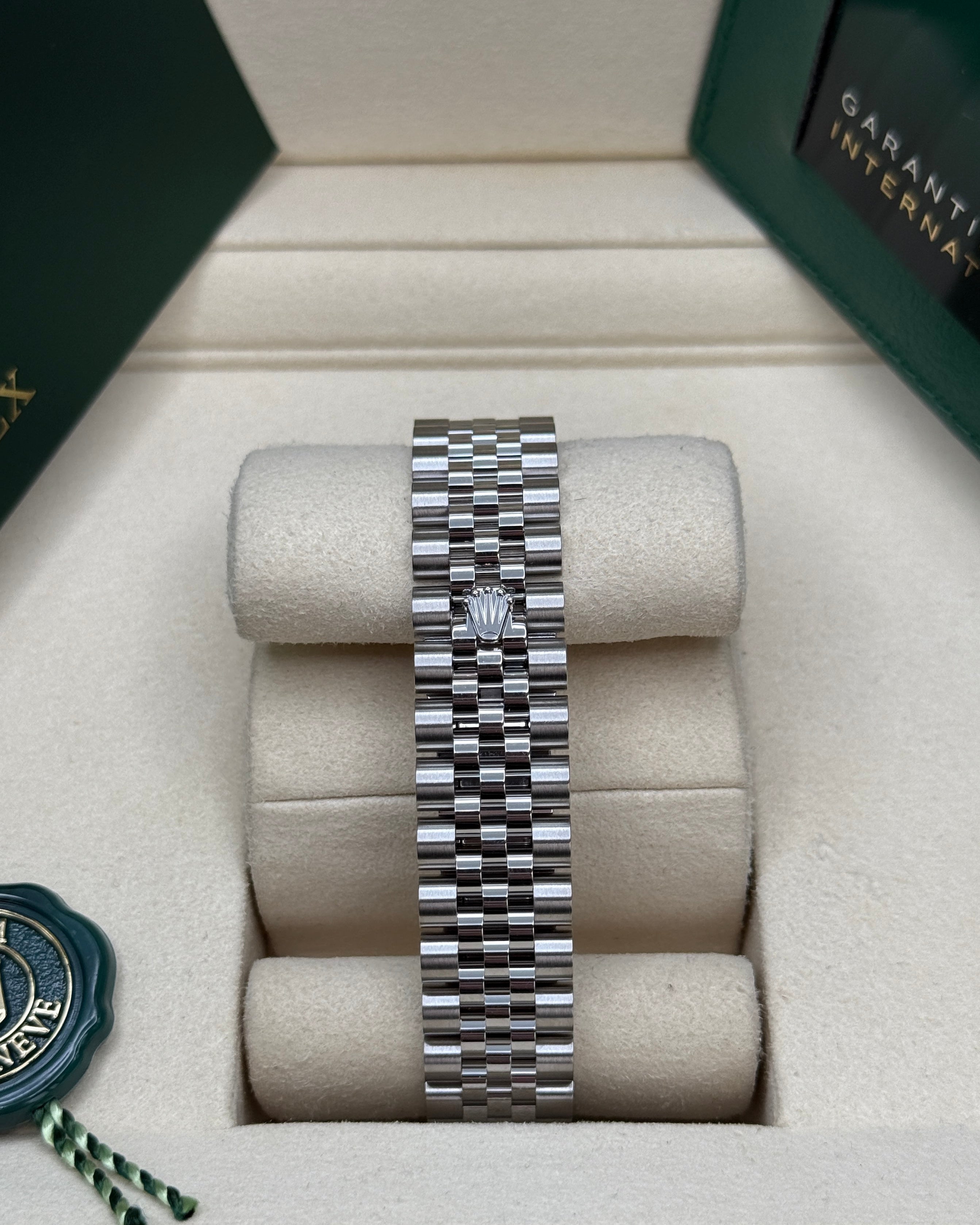 Datejust 31 Midnight Blue Roman Luxury Watch