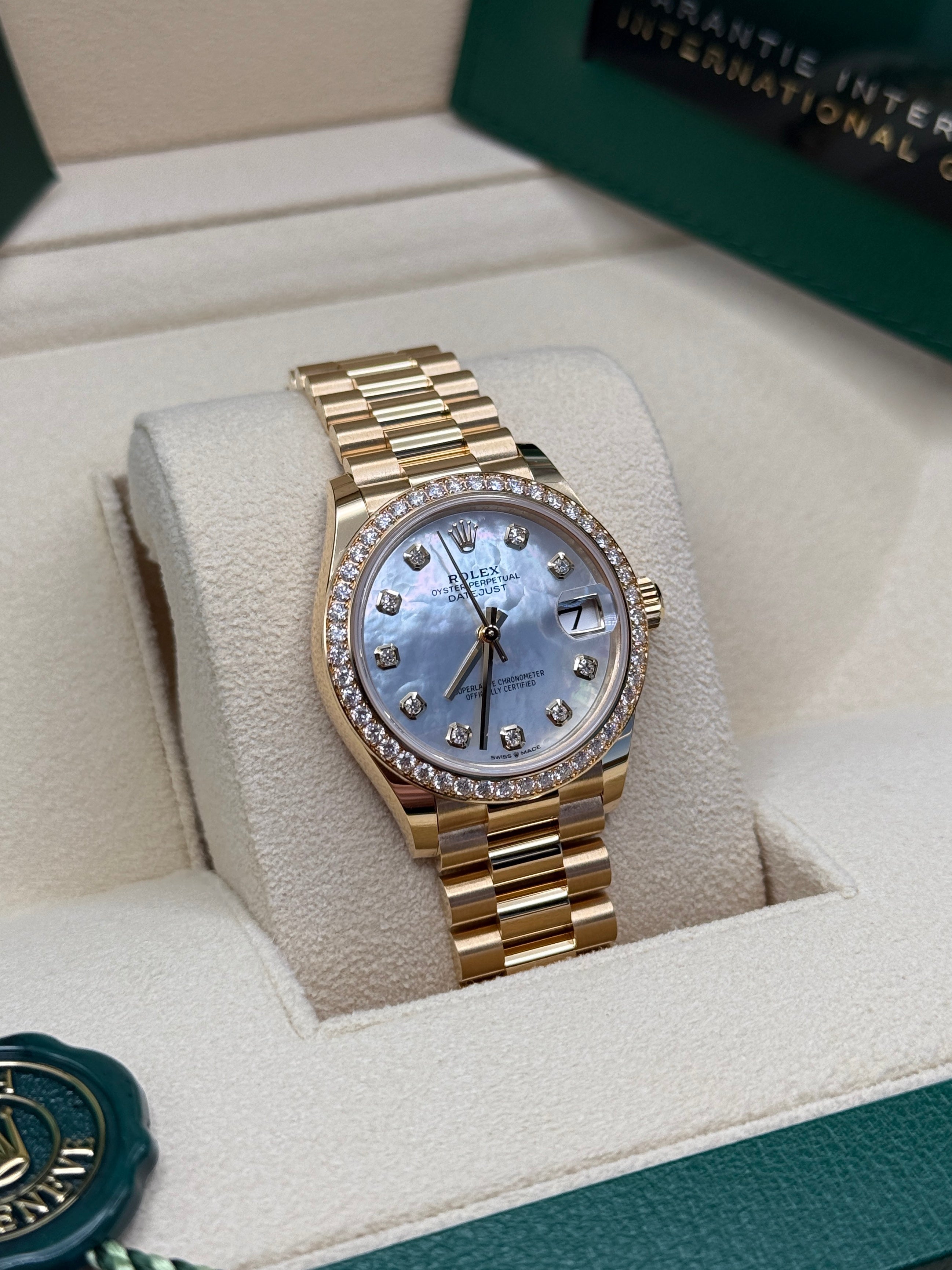 Datejust 31 Yellow Gold Mother of Pearl Diamond Luxury Watch