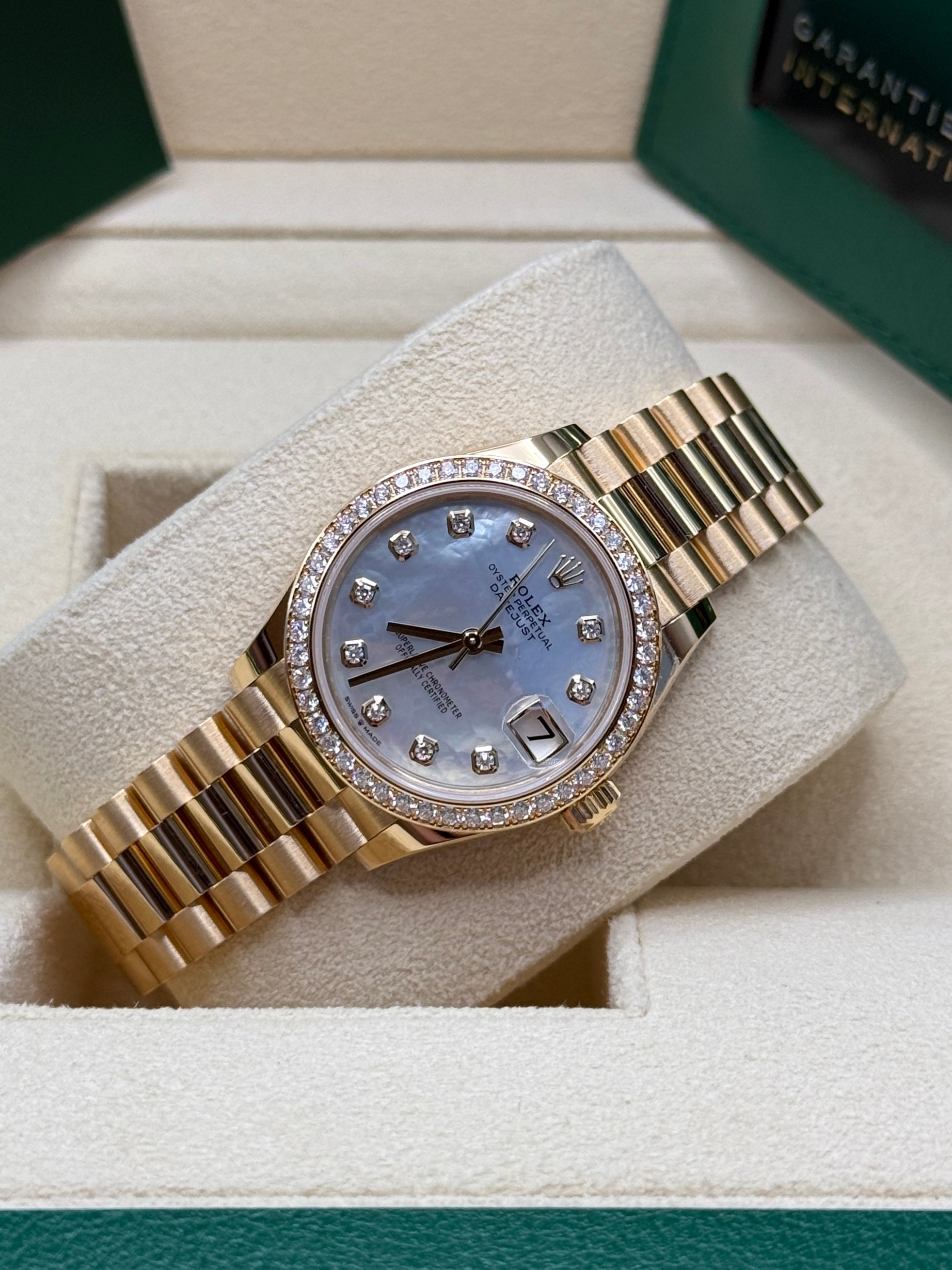 Datejust 31 Yellow Gold Mother of Pearl Diamond Luxury Watch