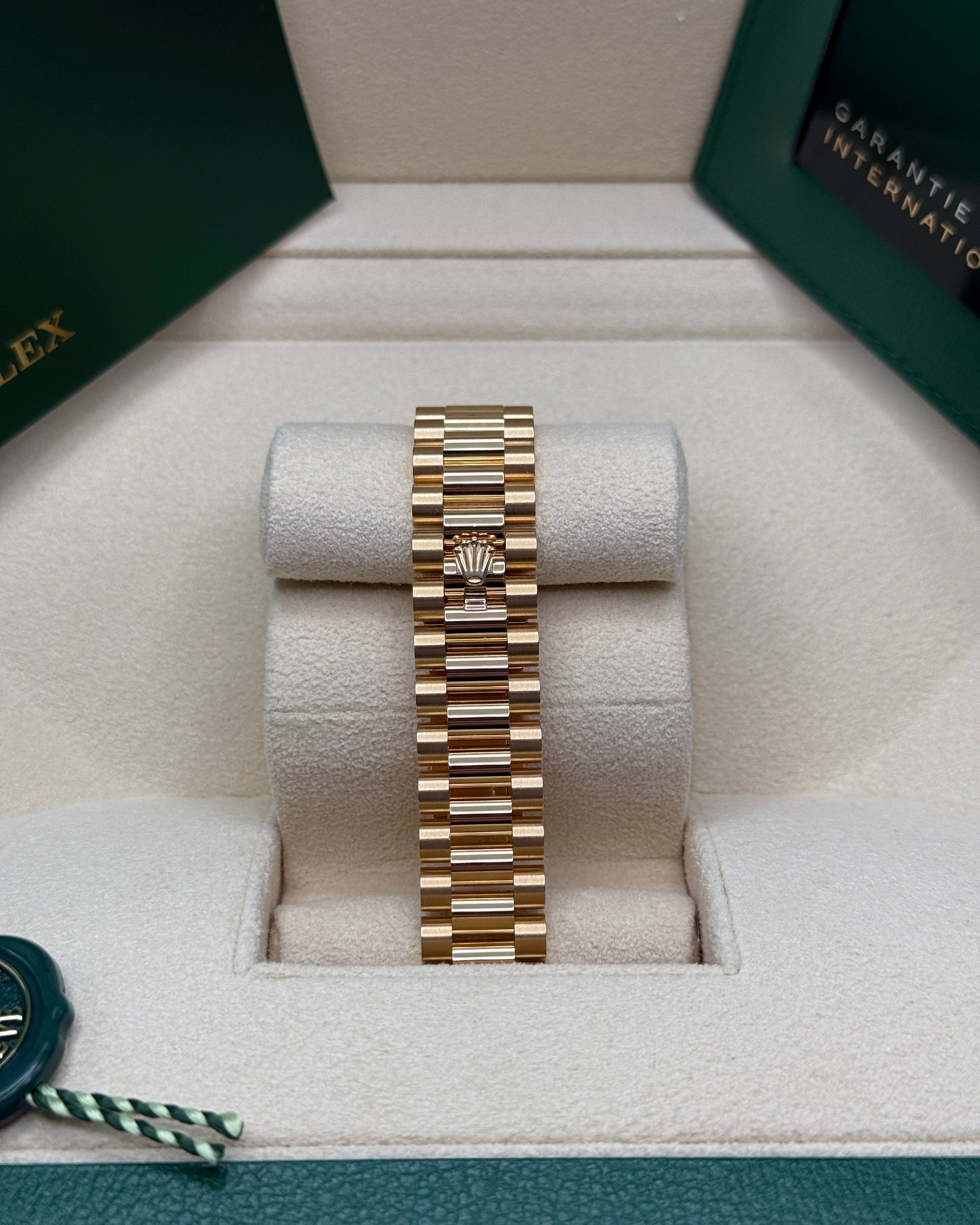 Datejust 31 Yellow Gold Mother of Pearl Diamond Luxury Watch