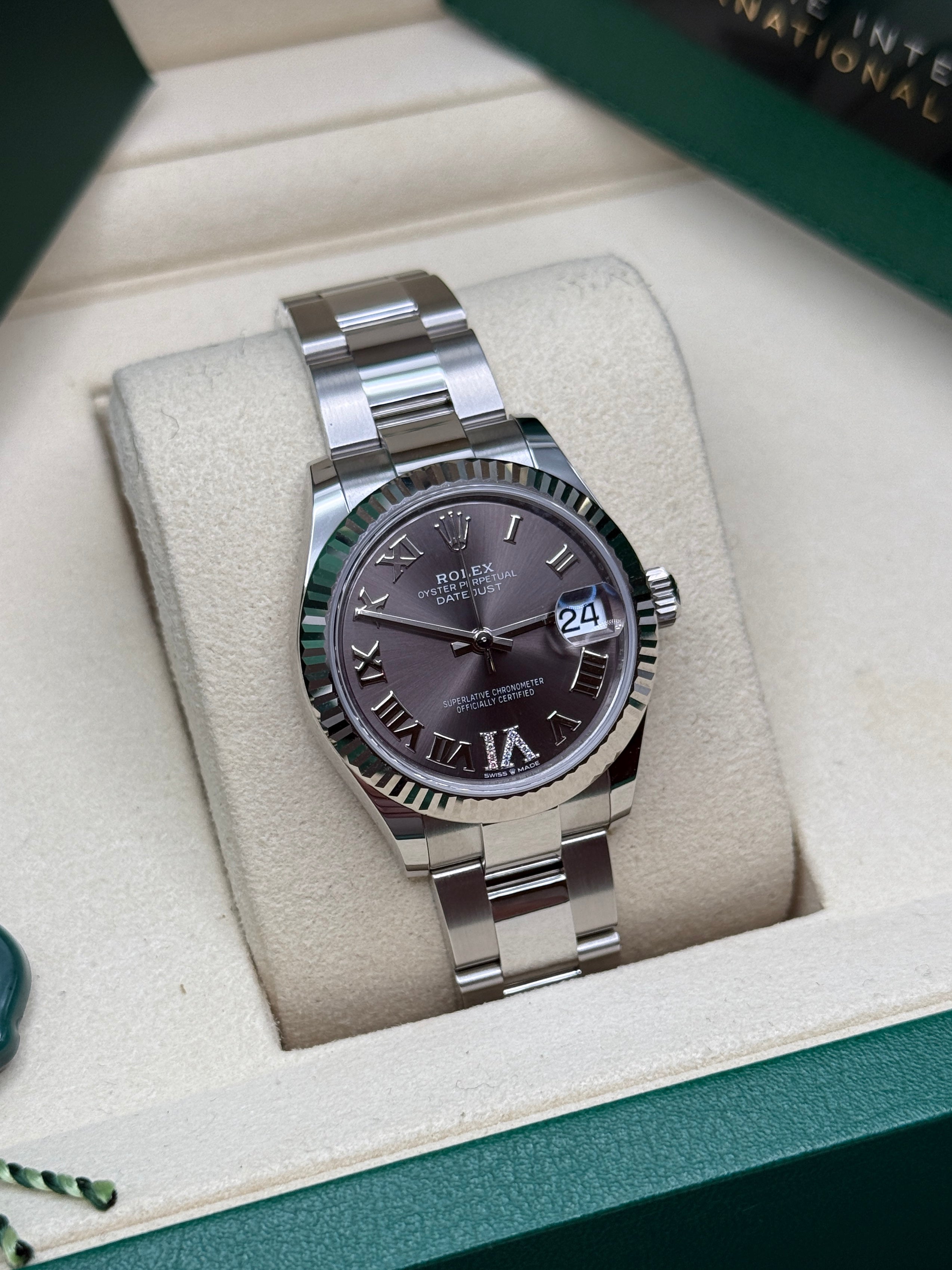 Datejust 31 Dark Grey Roman Diamond Luxury Watch