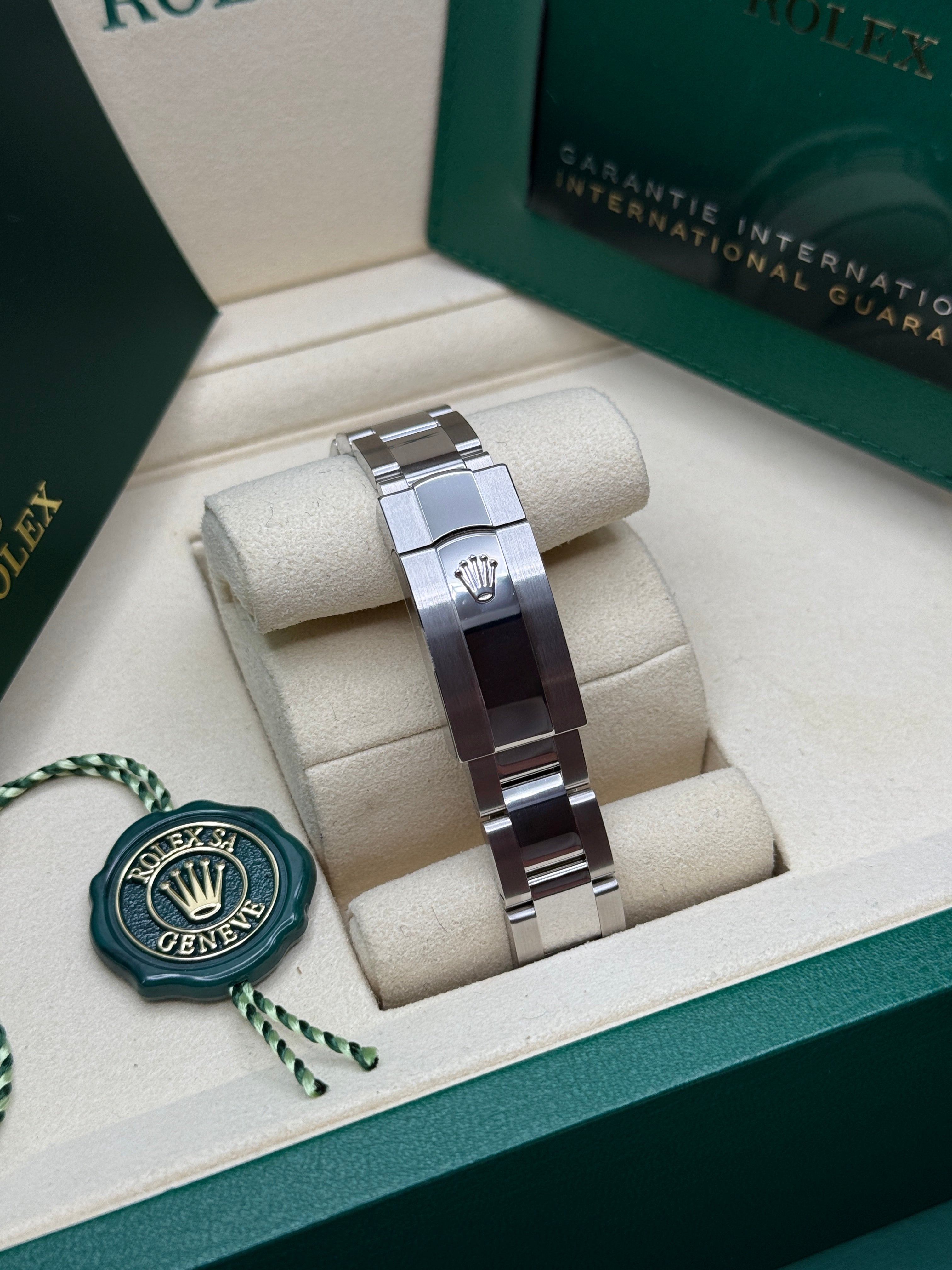 Datejust 31 Pink Diamond Luxury Watch