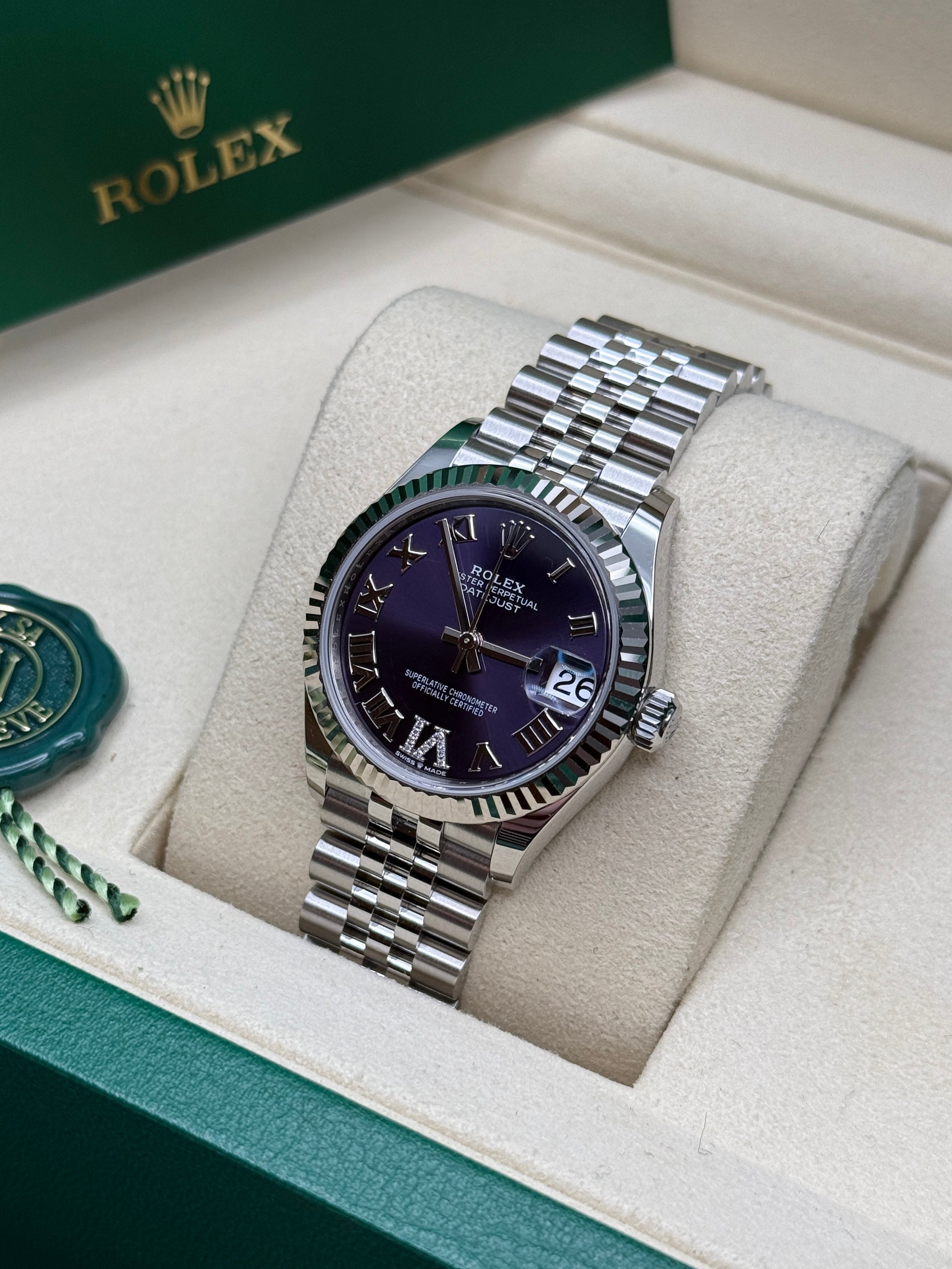 Datejust 31 Aubergine Roman Diamond Luxury Watch