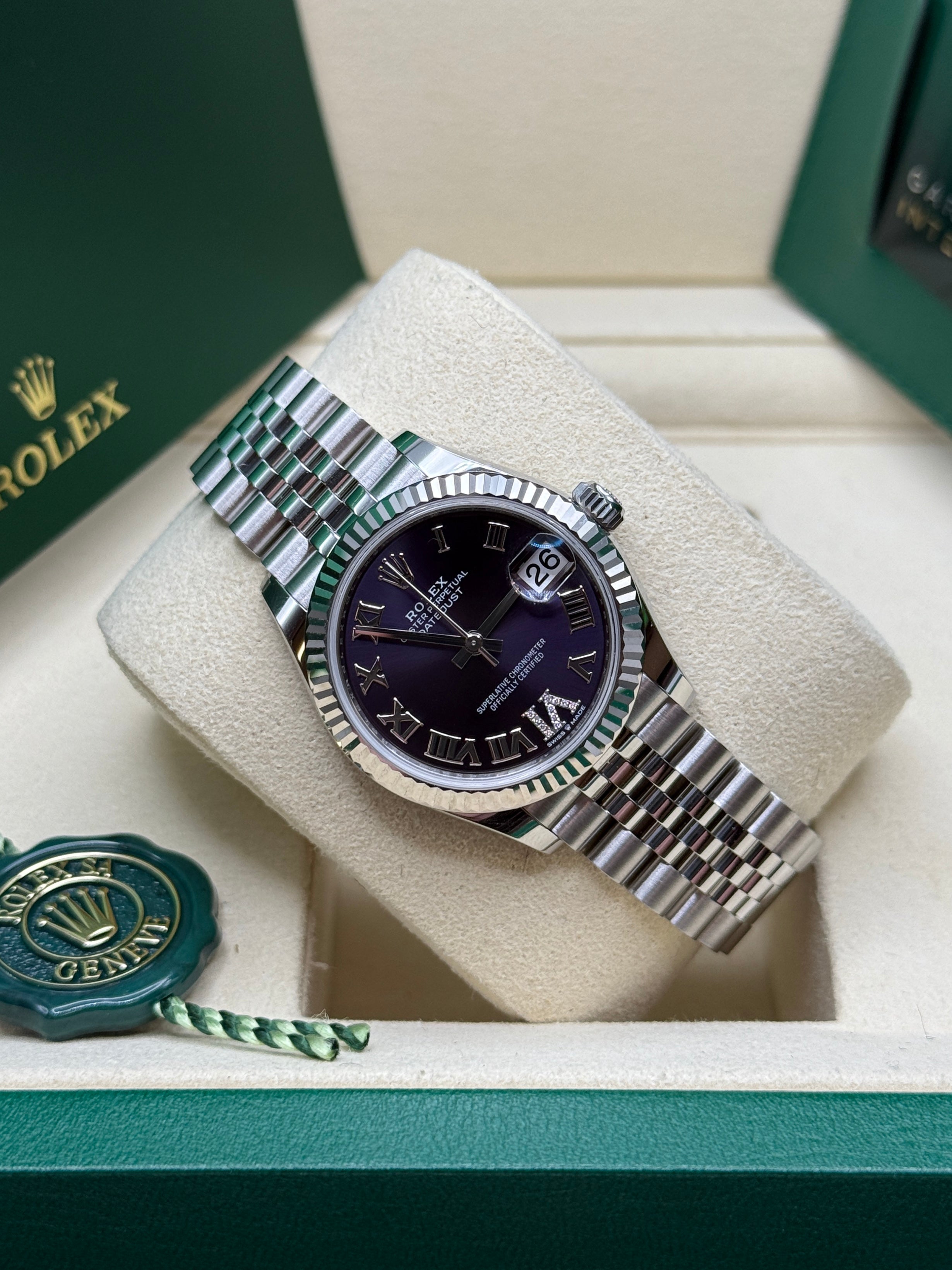 Datejust 31 Aubergine Roman Diamond Luxury Watch