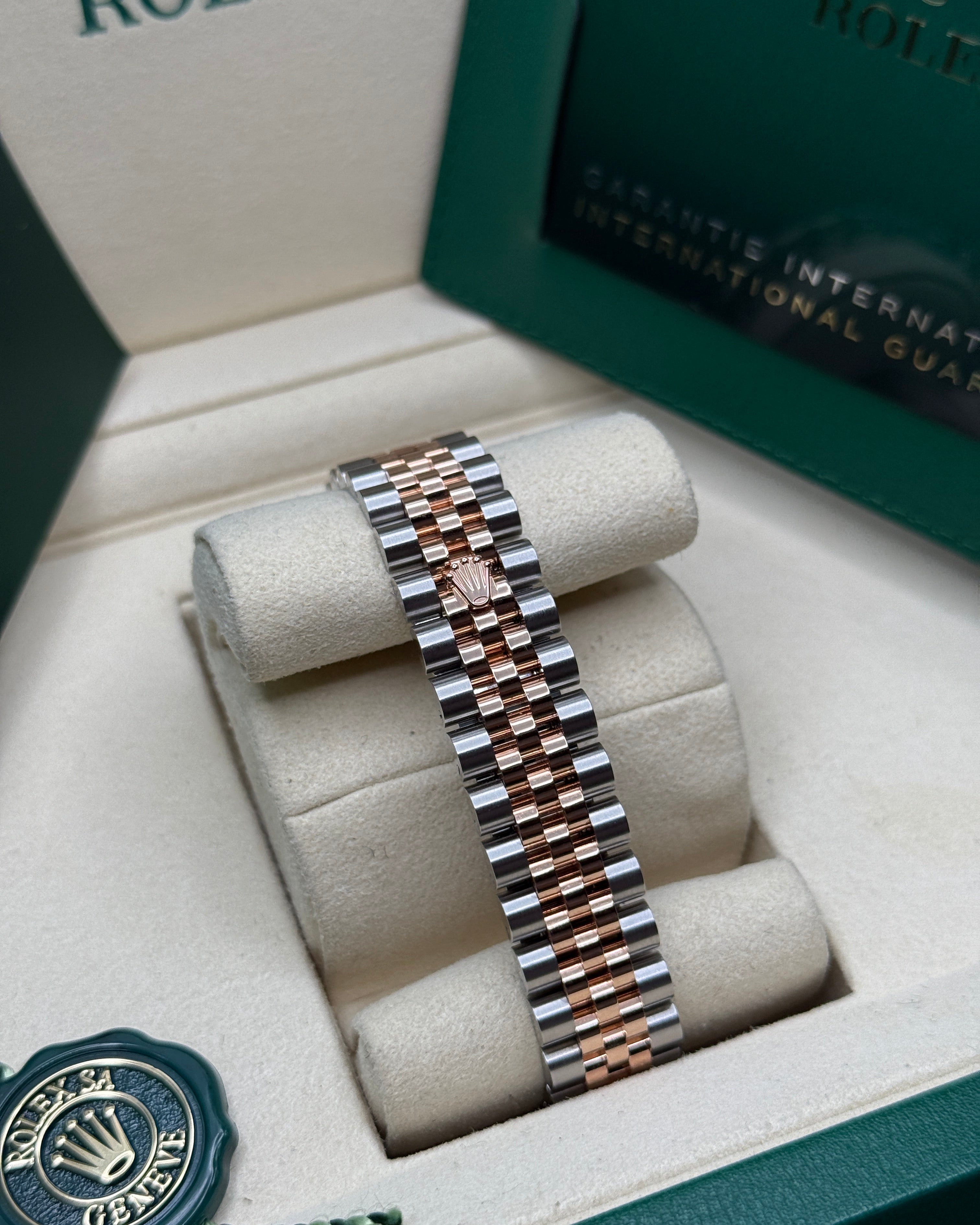 Datejust 31 Everose Gold Two-Tone Silver Diamond Luxury Watch
