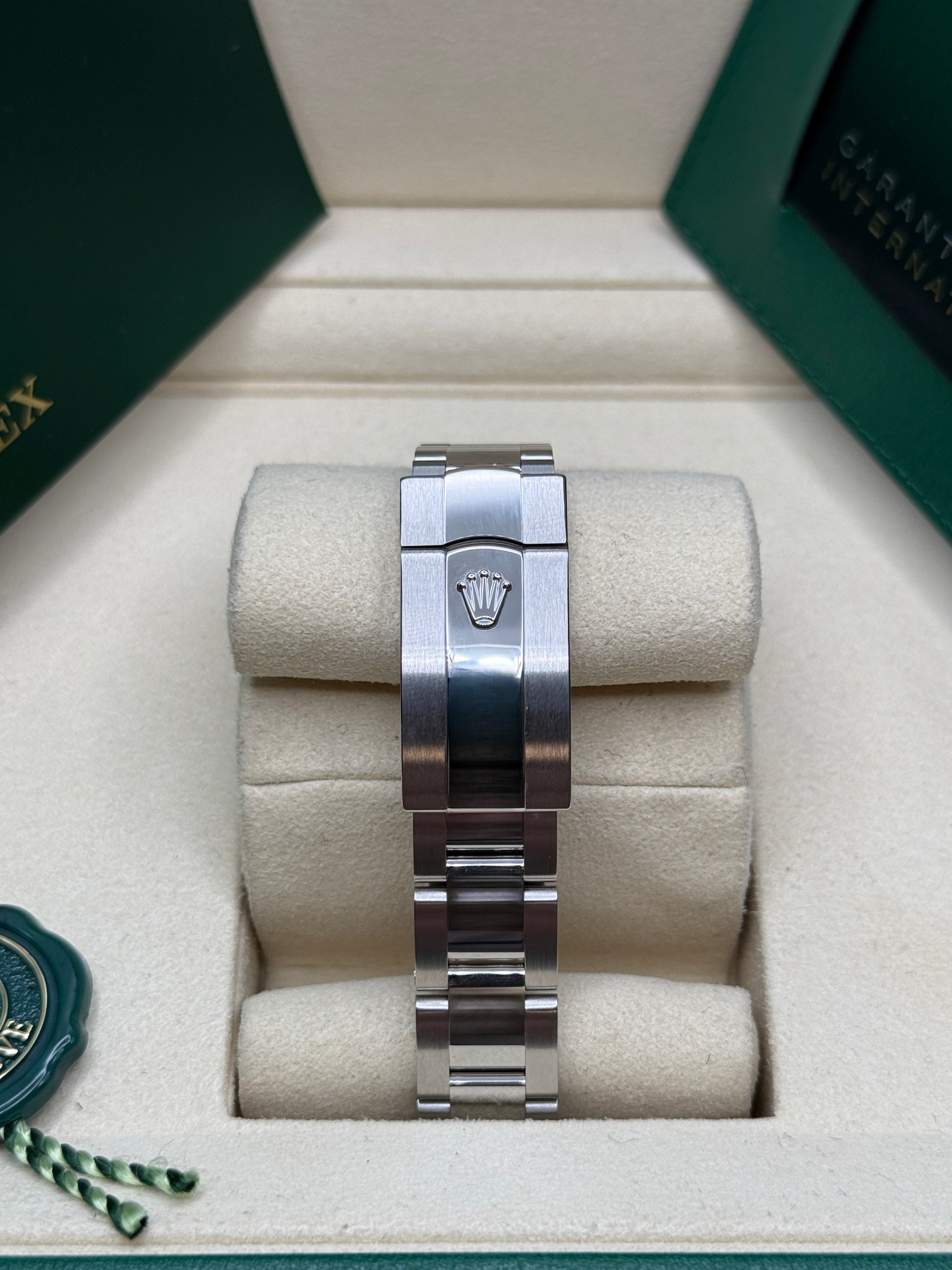 Datejust 31 Azzurro Blue Floral-Motif Diamond Luxury Watch