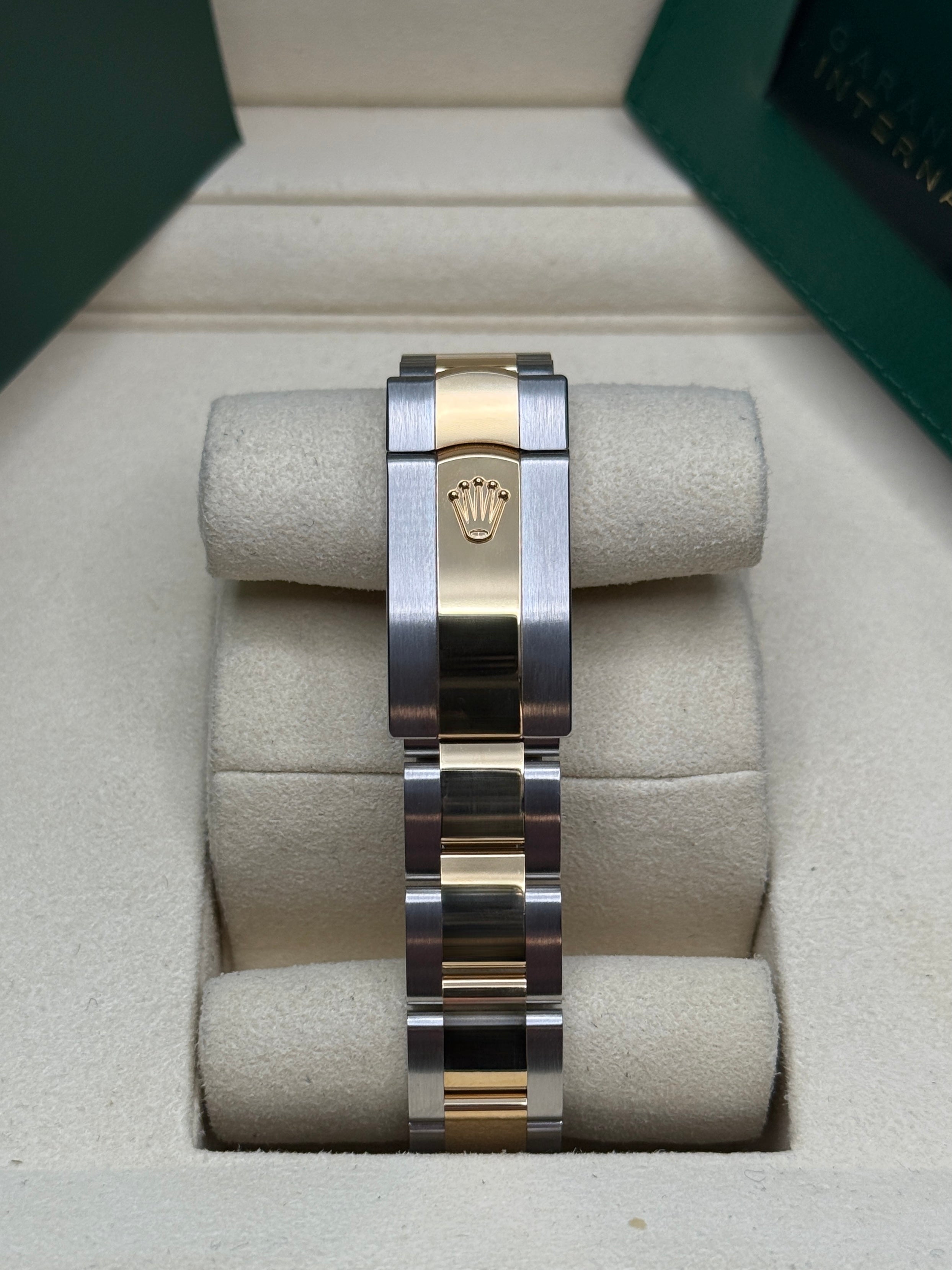 Datejust 31 Yellow Gold Two-Tone Dark Grey Roman Diamond Luxury Watch