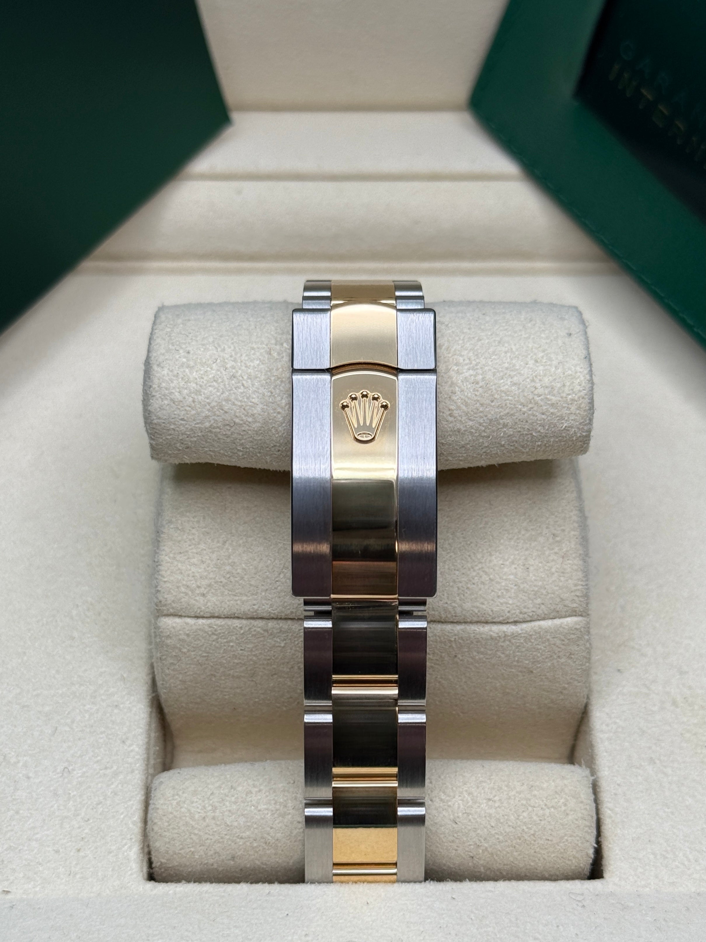 Datejust 31 Yellow Gold Two-Tone Silver Roman Diamond Luxury Watch