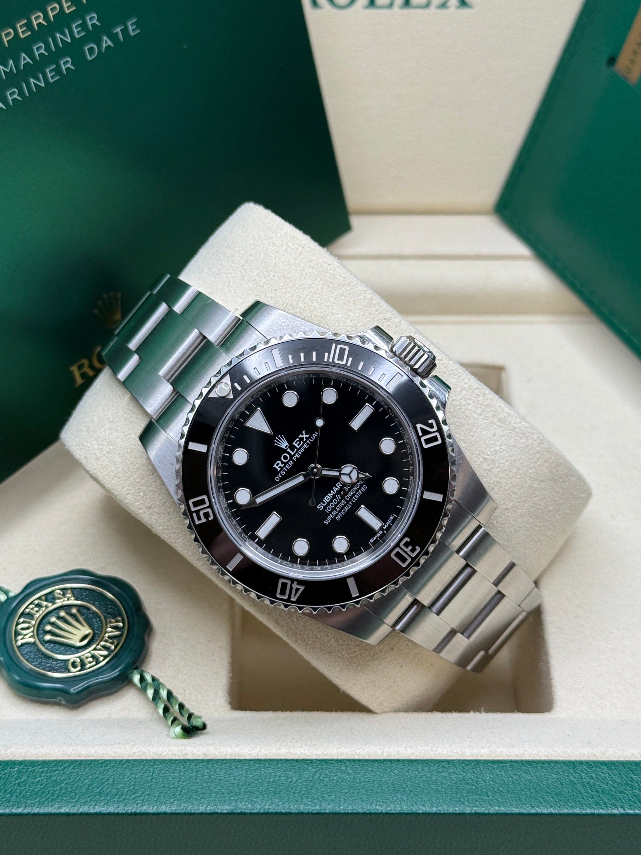 Submariner Black Luxury Watch