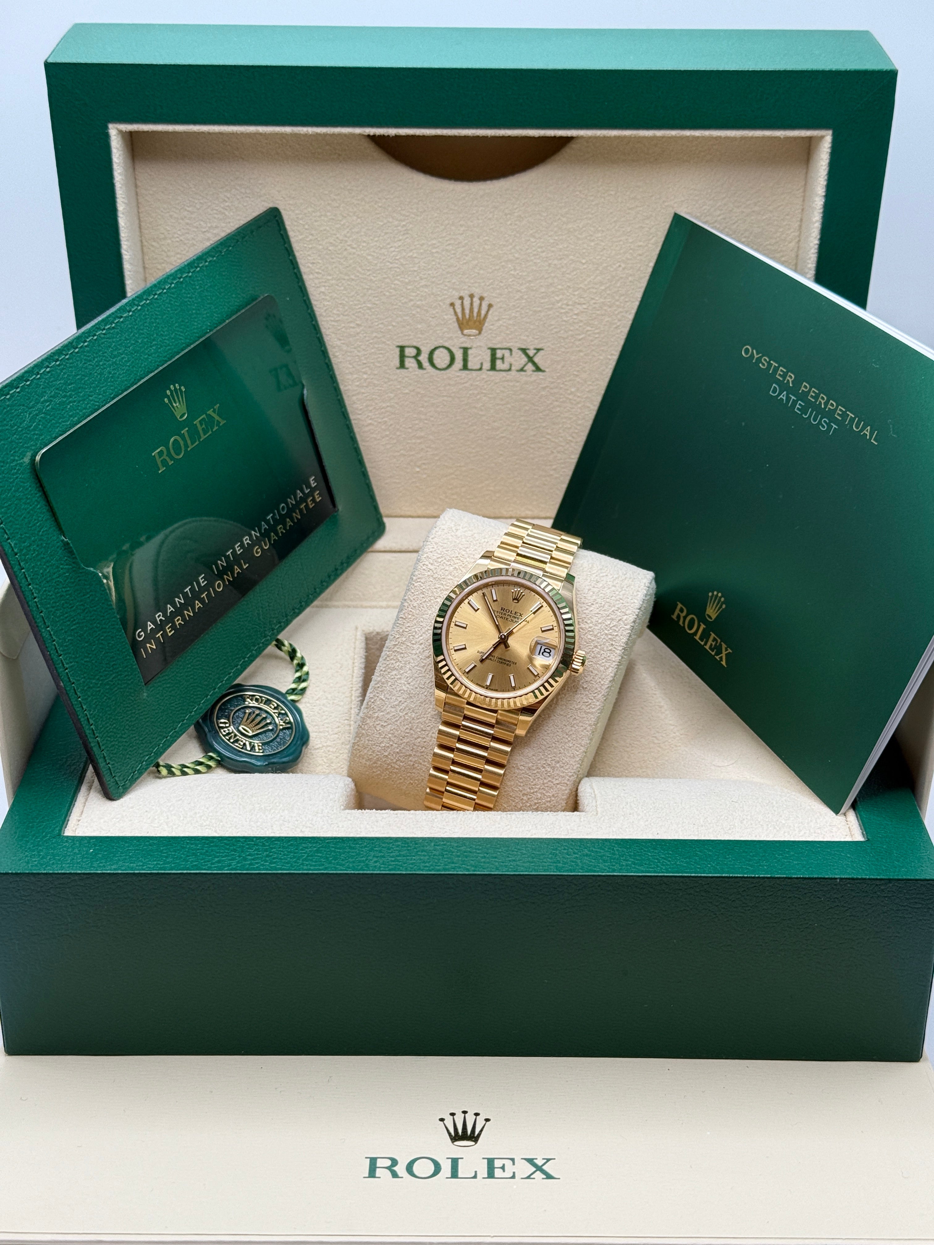 Datejust 31 Yellow Gold Champagne Index Luxury Watch