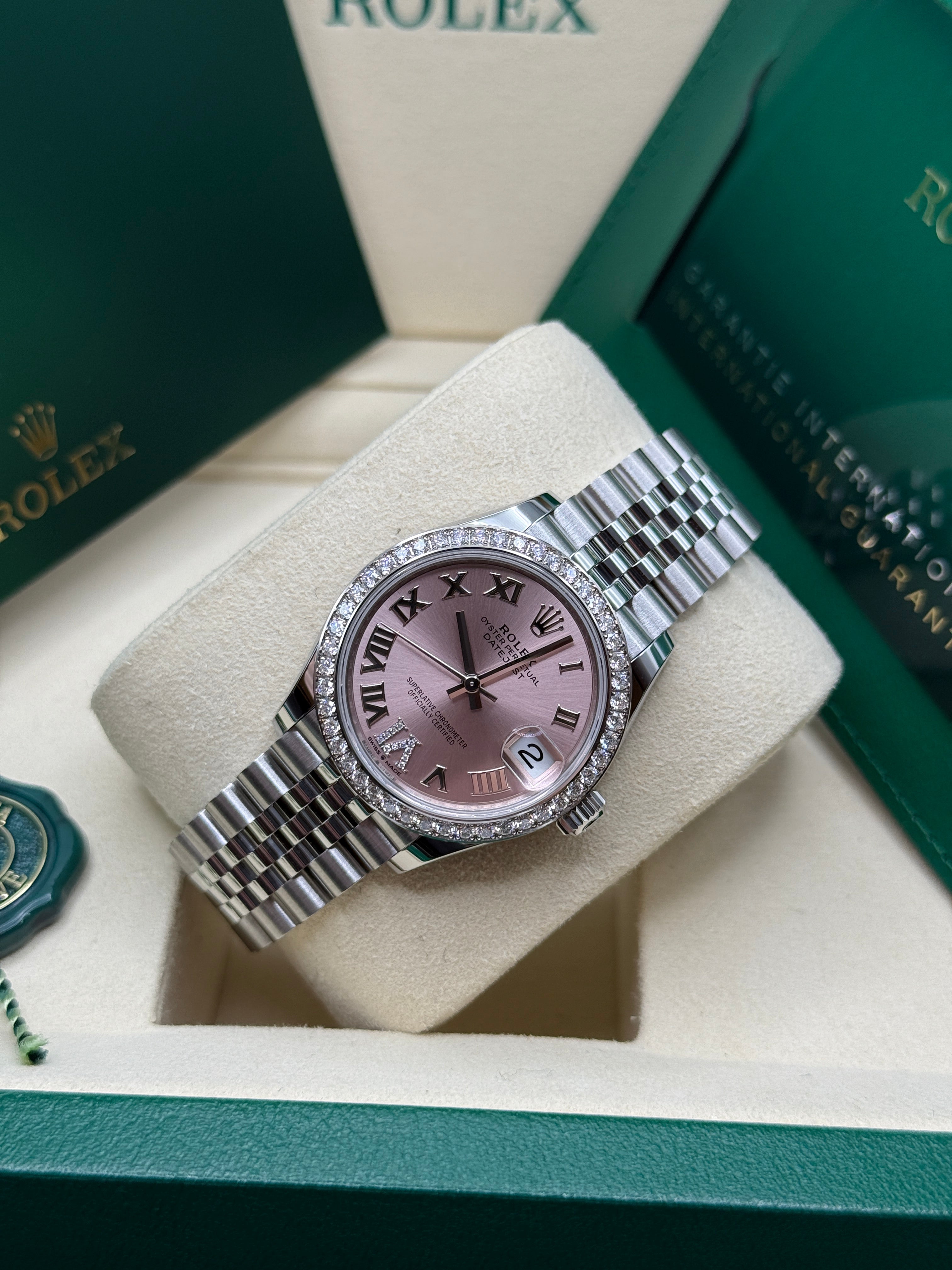 Datejust 31 Pink Roman Diamond Luxury Watch