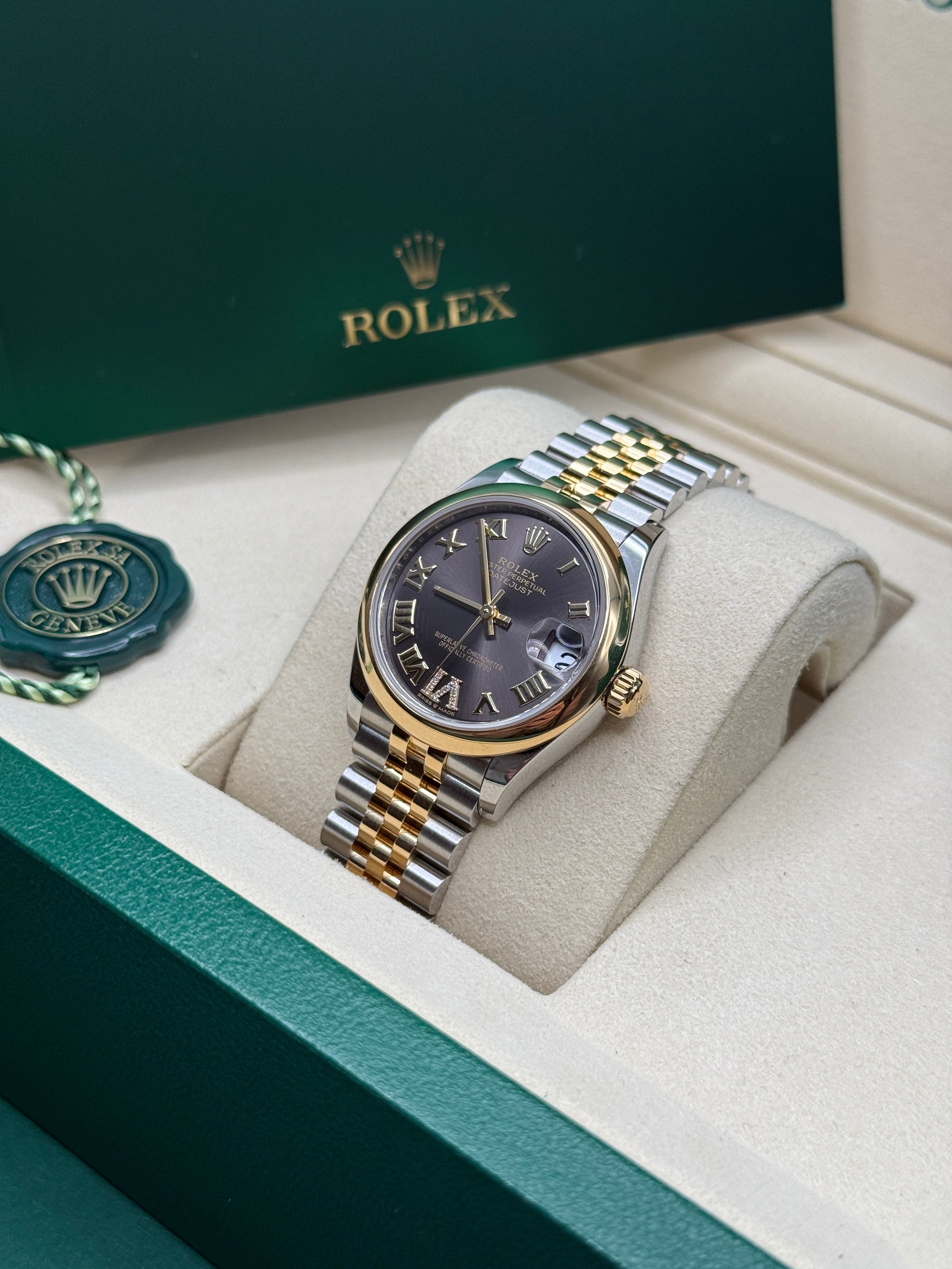 Datejust 31 Yellow Gold Two-Tone Black Dark Grey Roman Diamond Luxury Watch