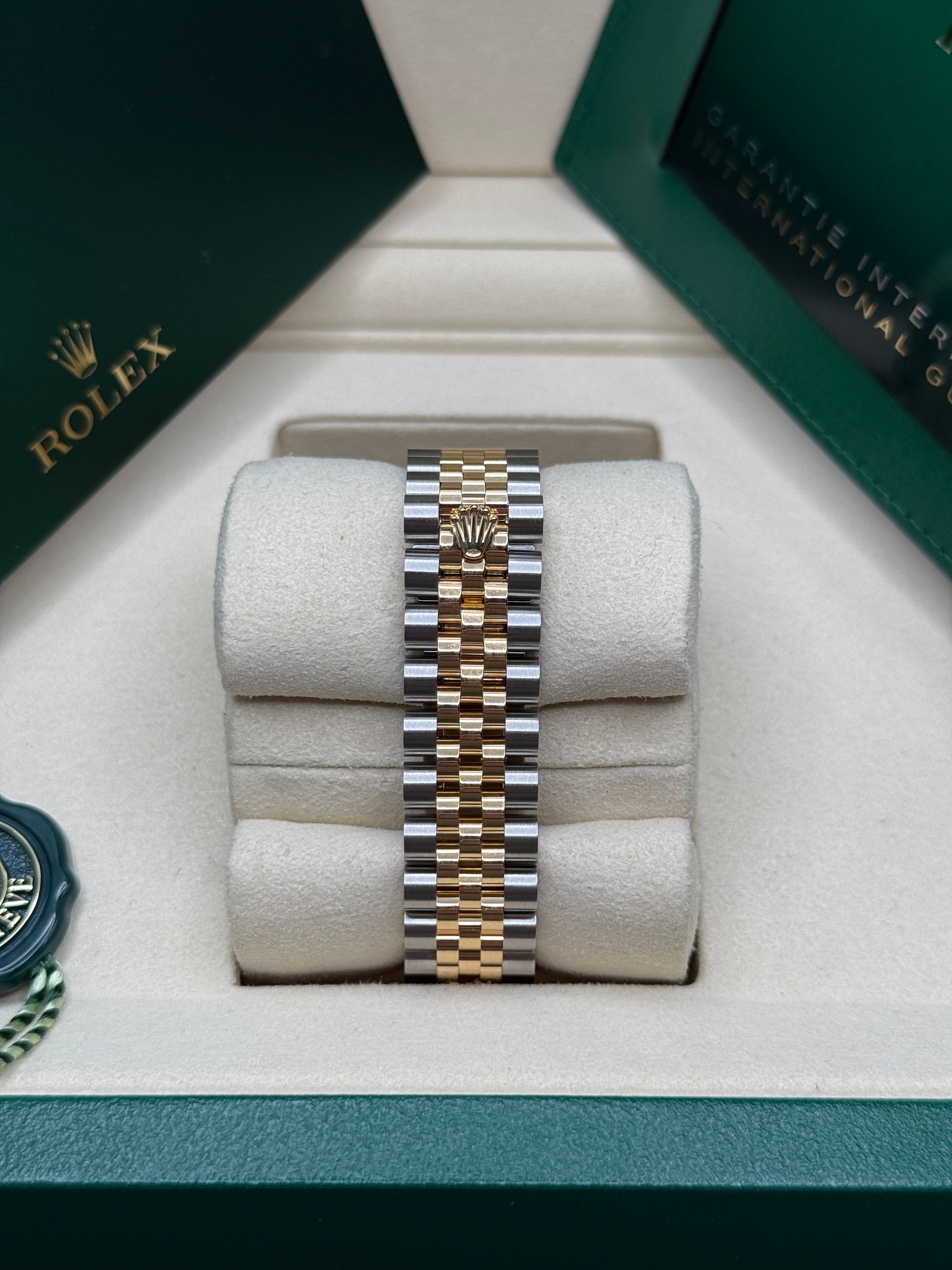 Datejust 31 Yellow Gold Two-Tone Silver Diamond Luxury Watch