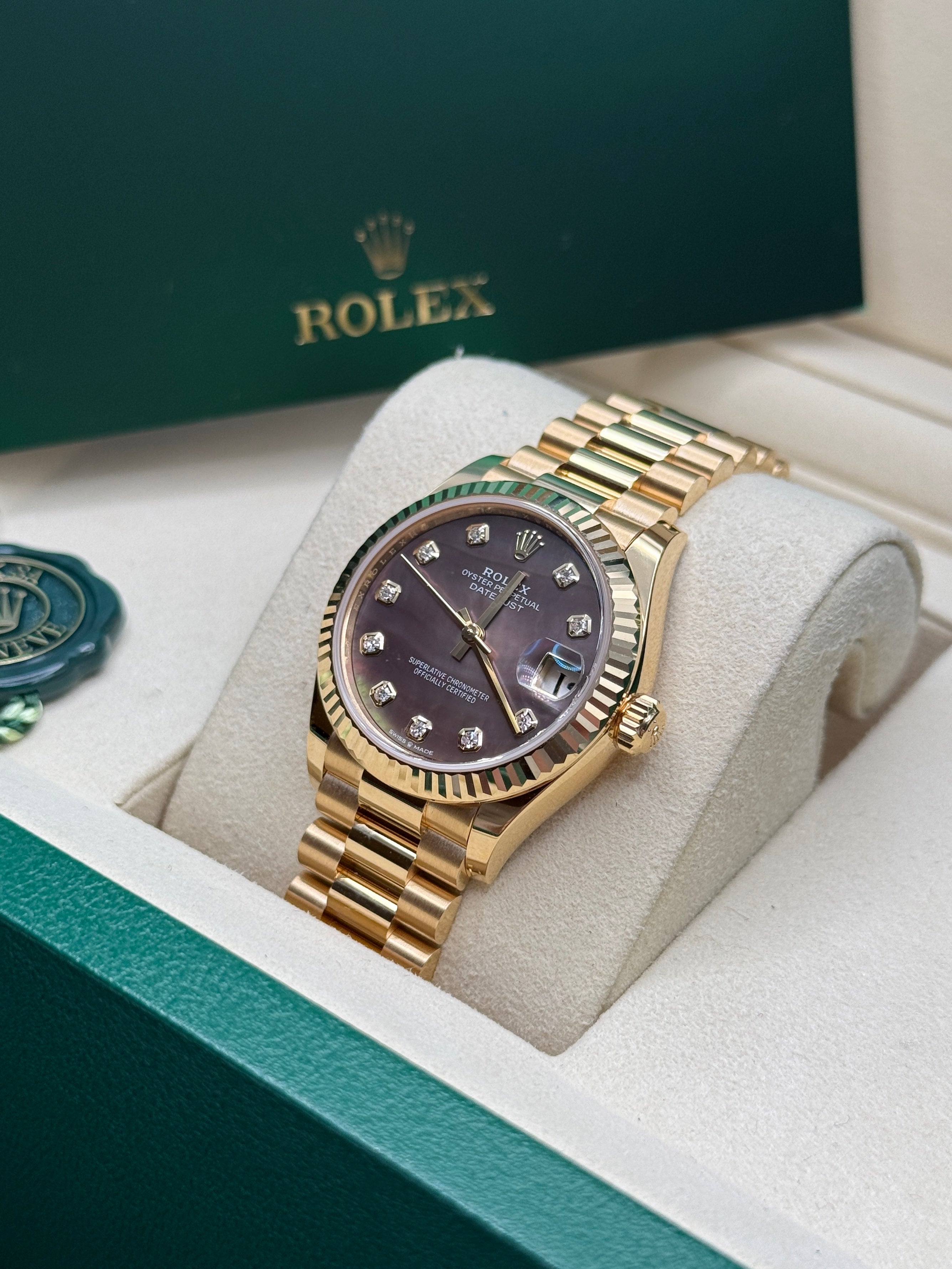 Datejust 31 Yellow Gold Black Mother of Pearl Diamond Luxury Watch