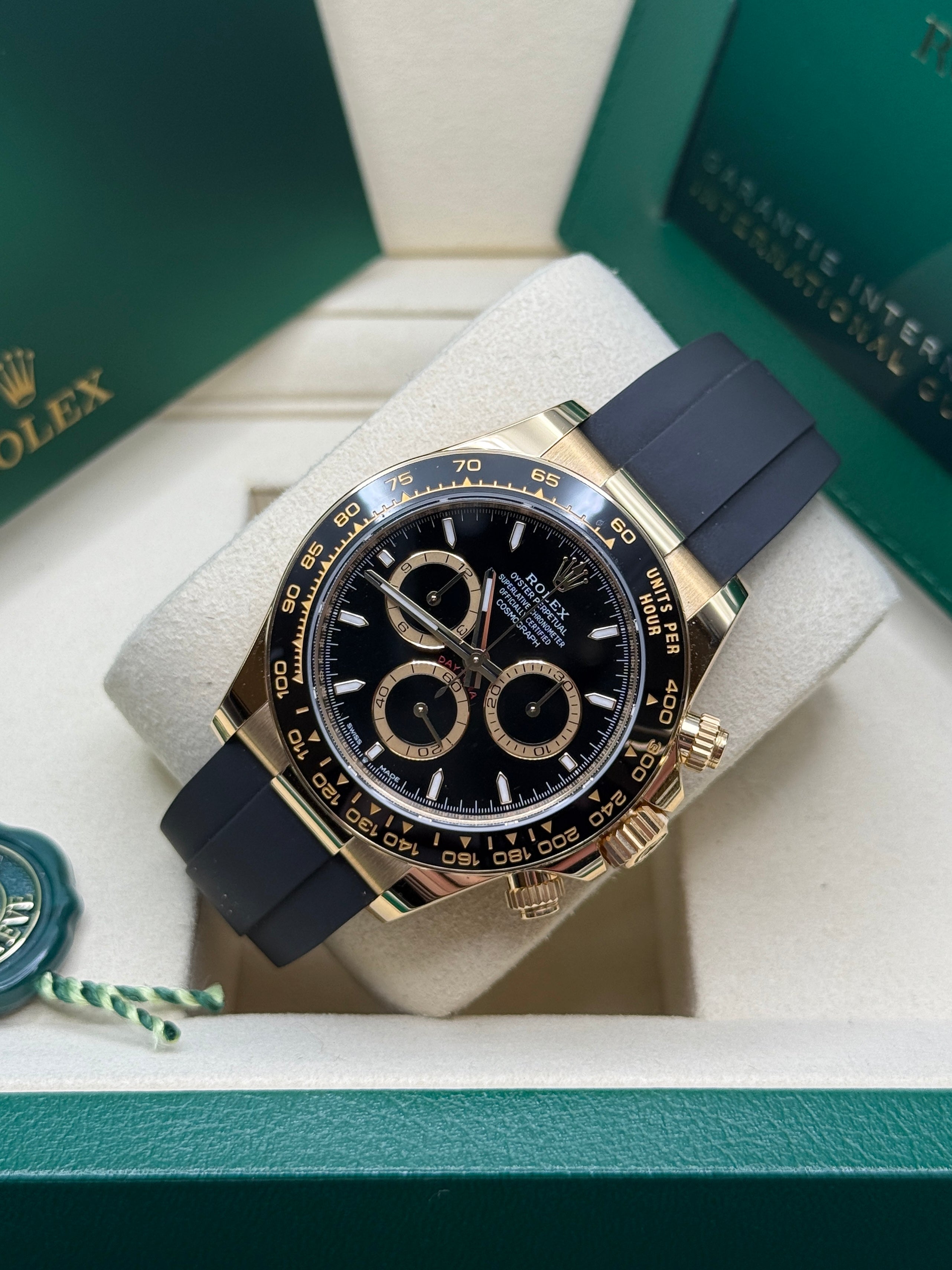 Cosmograph Daytona Oysterflex Black Luxury Watch