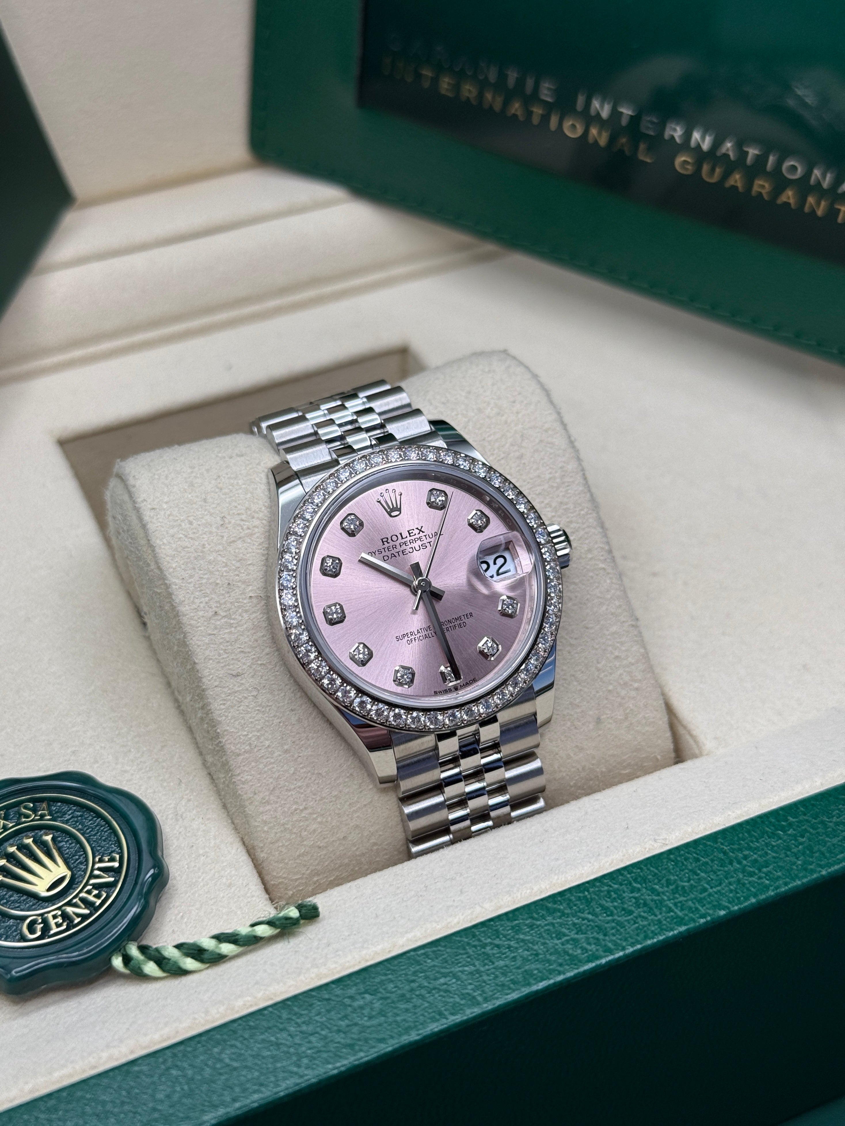 Datejust 31 Pink Diamond Luxury Watch