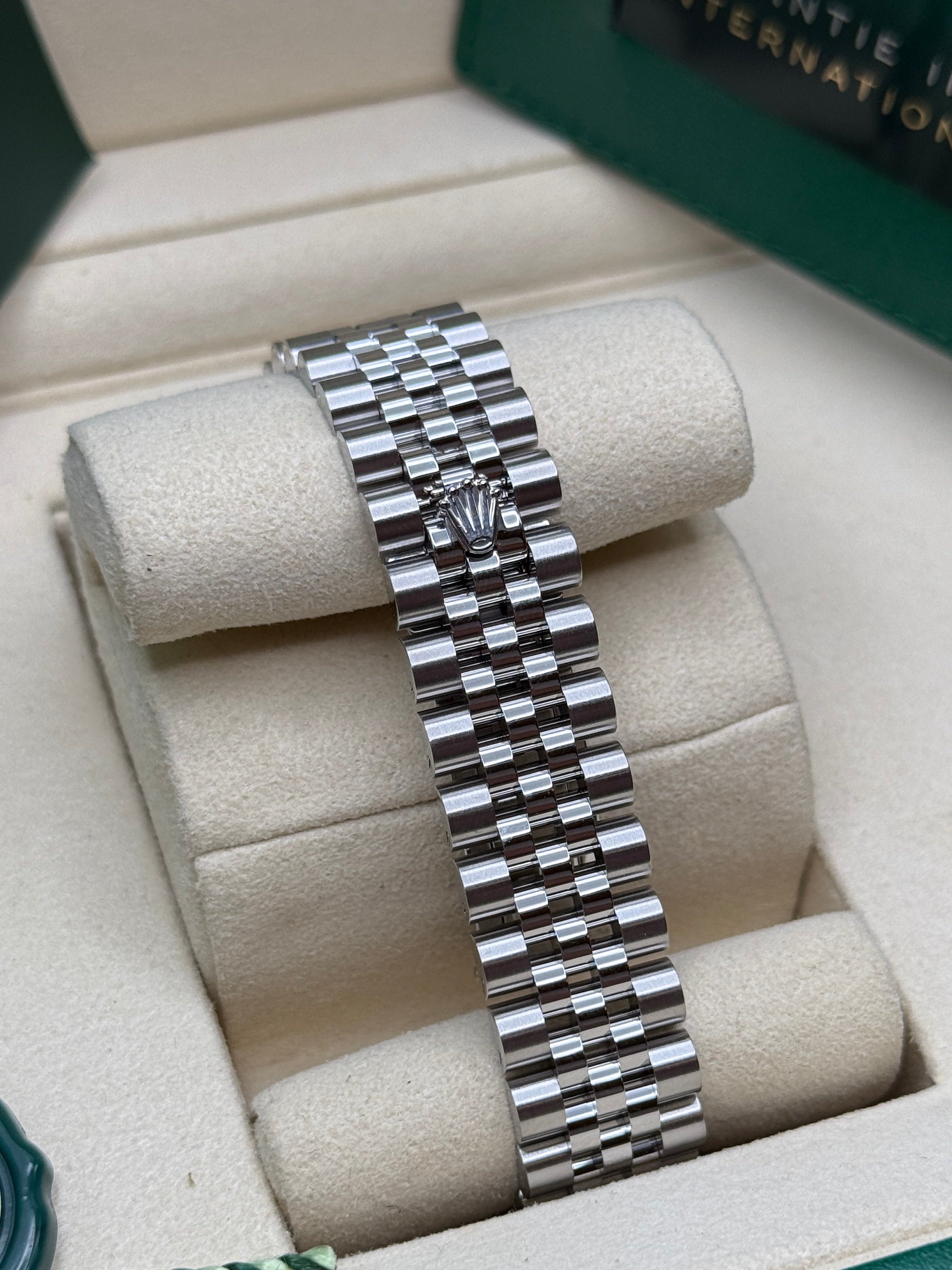 Datejust 31 Mother of Pearl Diamond Luxury Watch