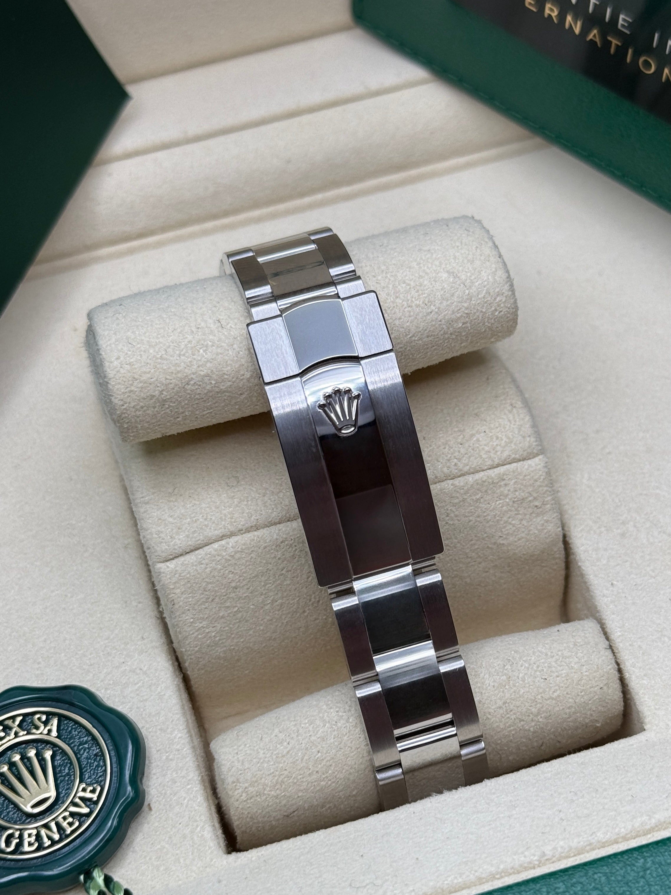 Datejust 31 Azzurro Blue Floral-Motif Diamond Luxury Watch