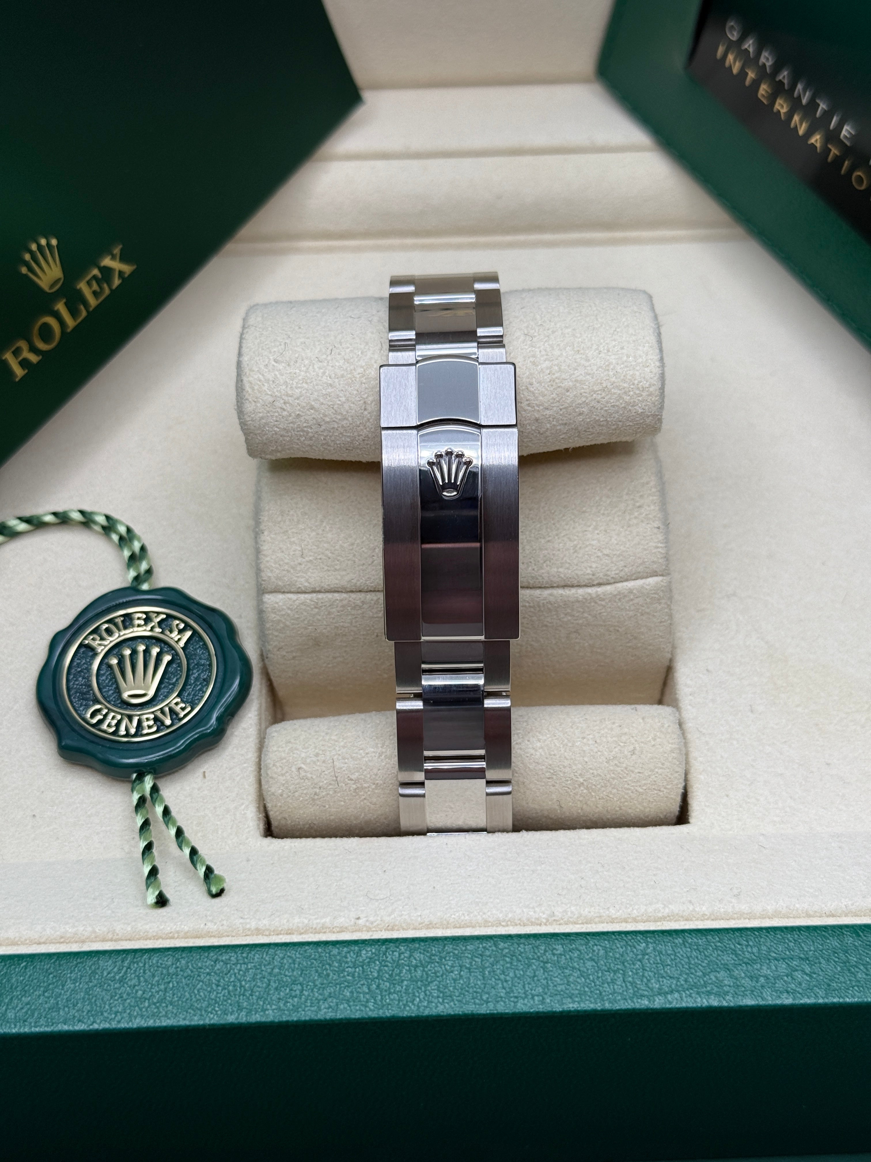 Datejust 31 Pink Diamond Luxury Watch