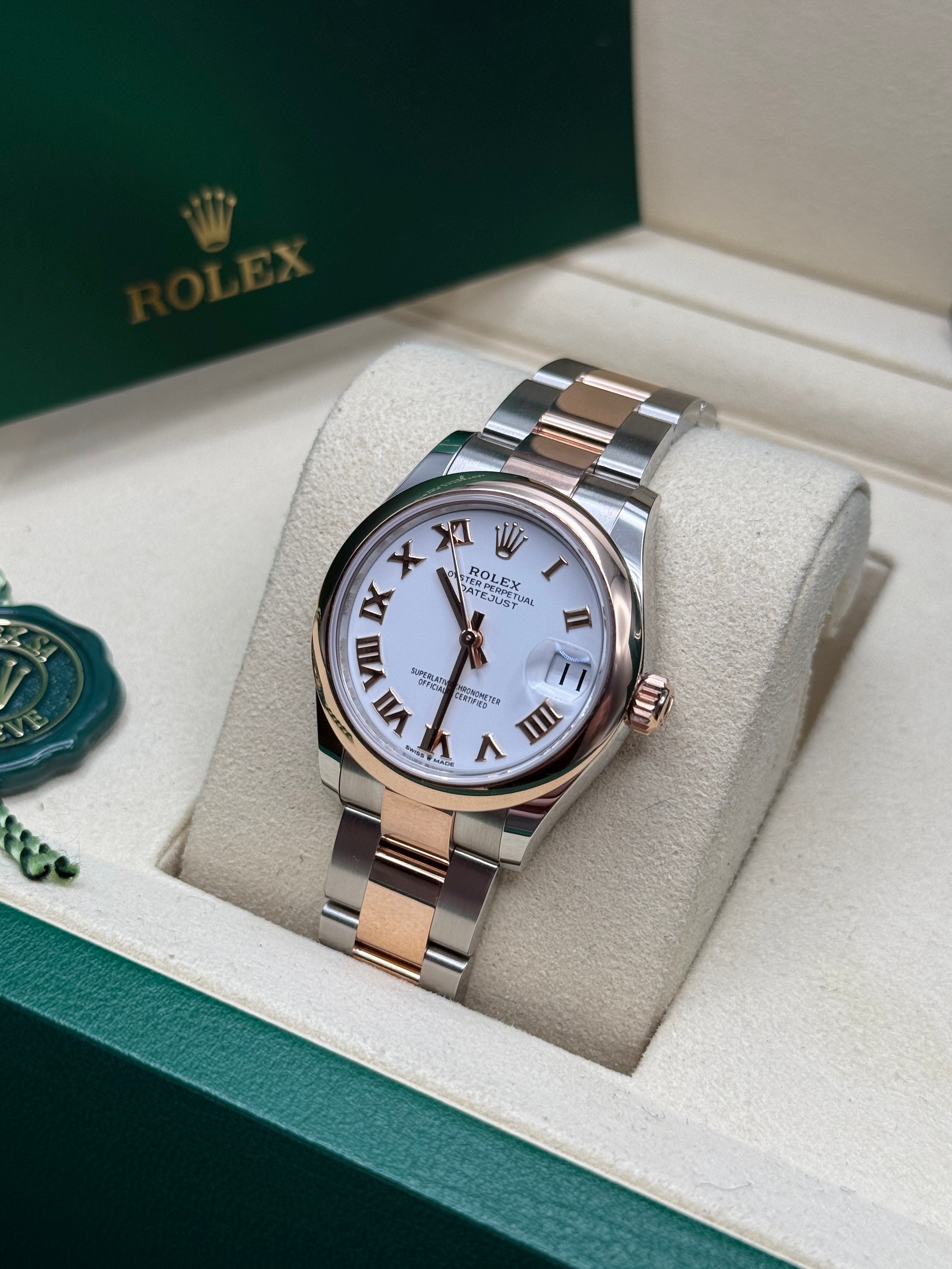 Datejust 31 Everose Gold Two-Tone White Roman Luxury Watch